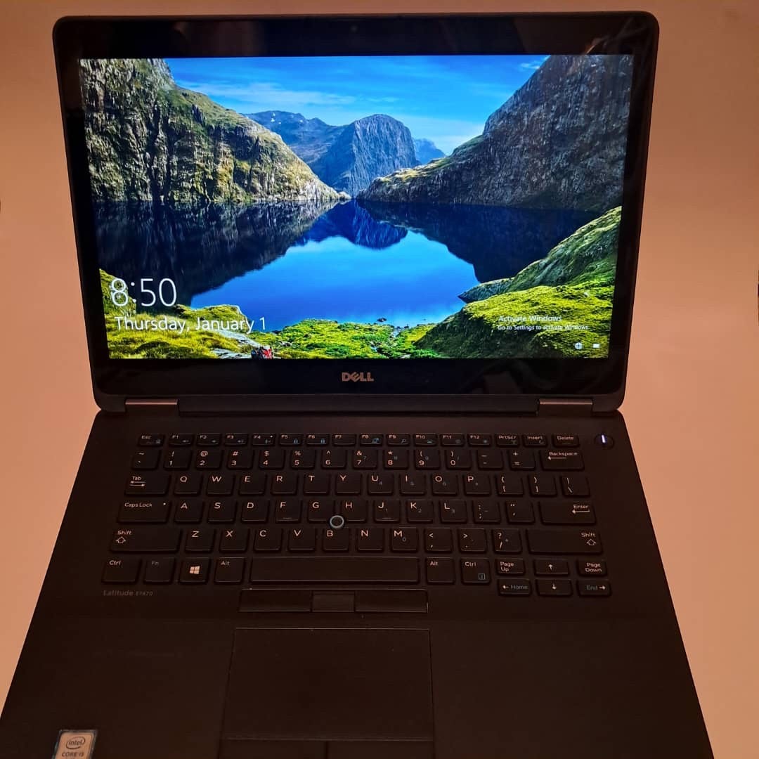 Dell Latitude E7470 14” Touch i5-6300U 8GB RAM SSD Win10 + Charger