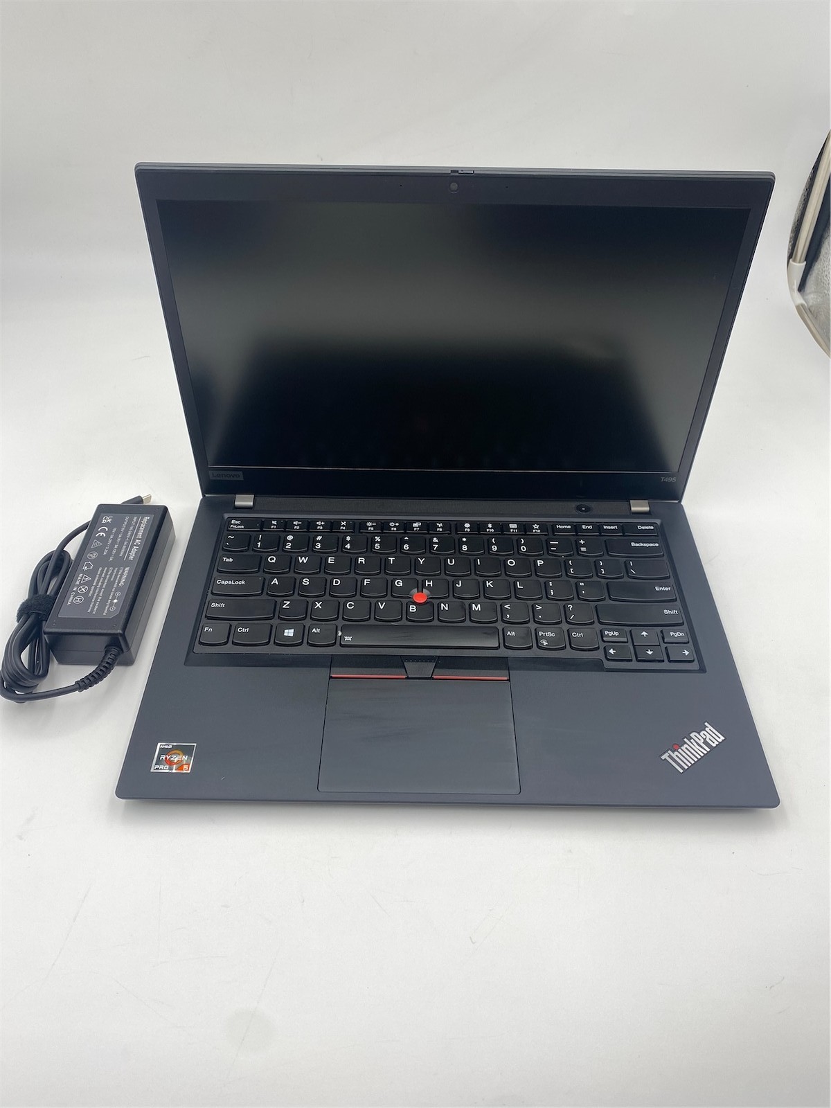 Lenovo Thinkpad T495 Ryzen 5 3500U 8GB RAM 256GB SSD Batt: 83%