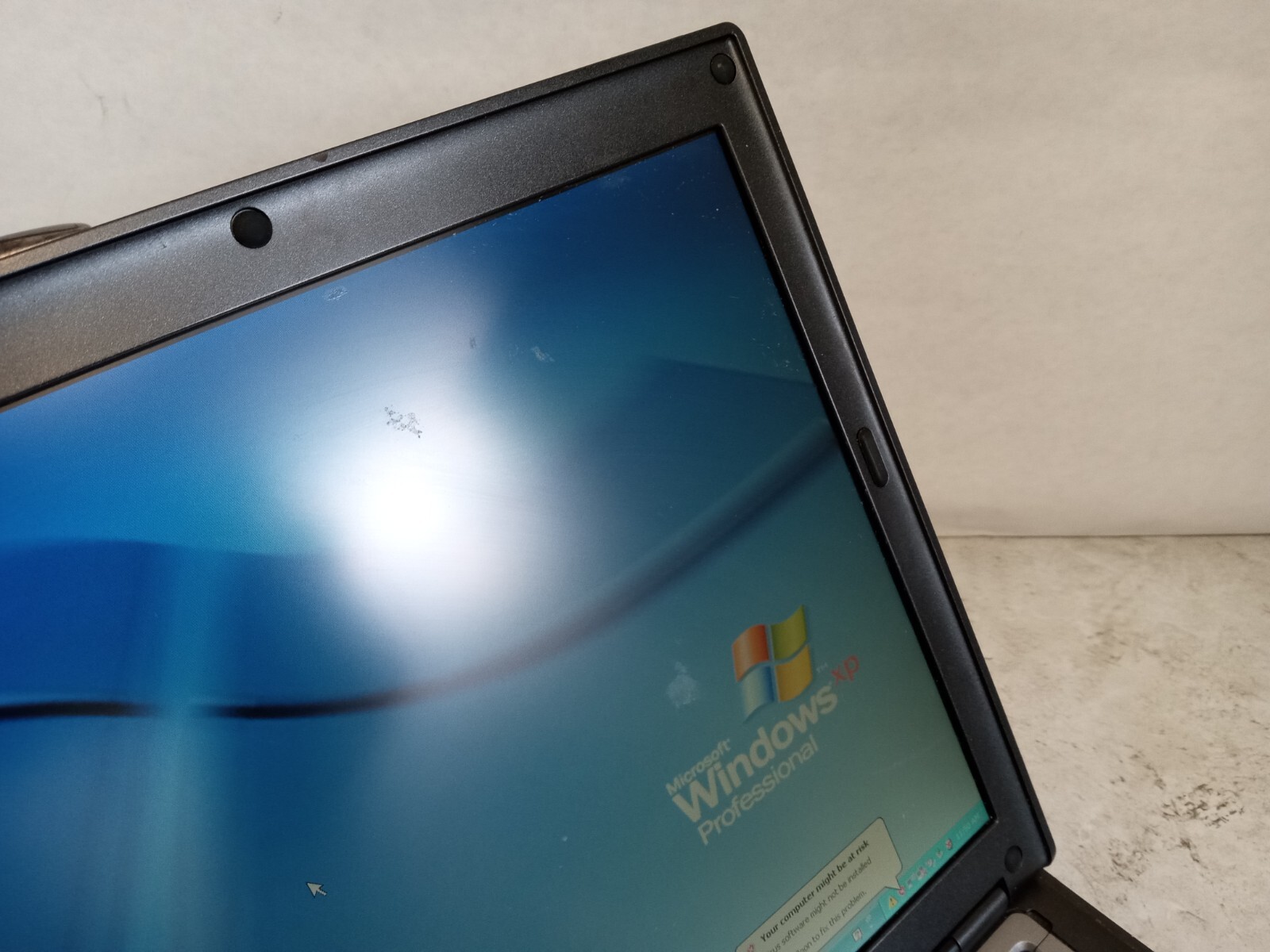 Dell D620 14″ Laptop Intel Core 2 Duo 2GB RAM 160GB Windows XP RS232 *READ* -RR