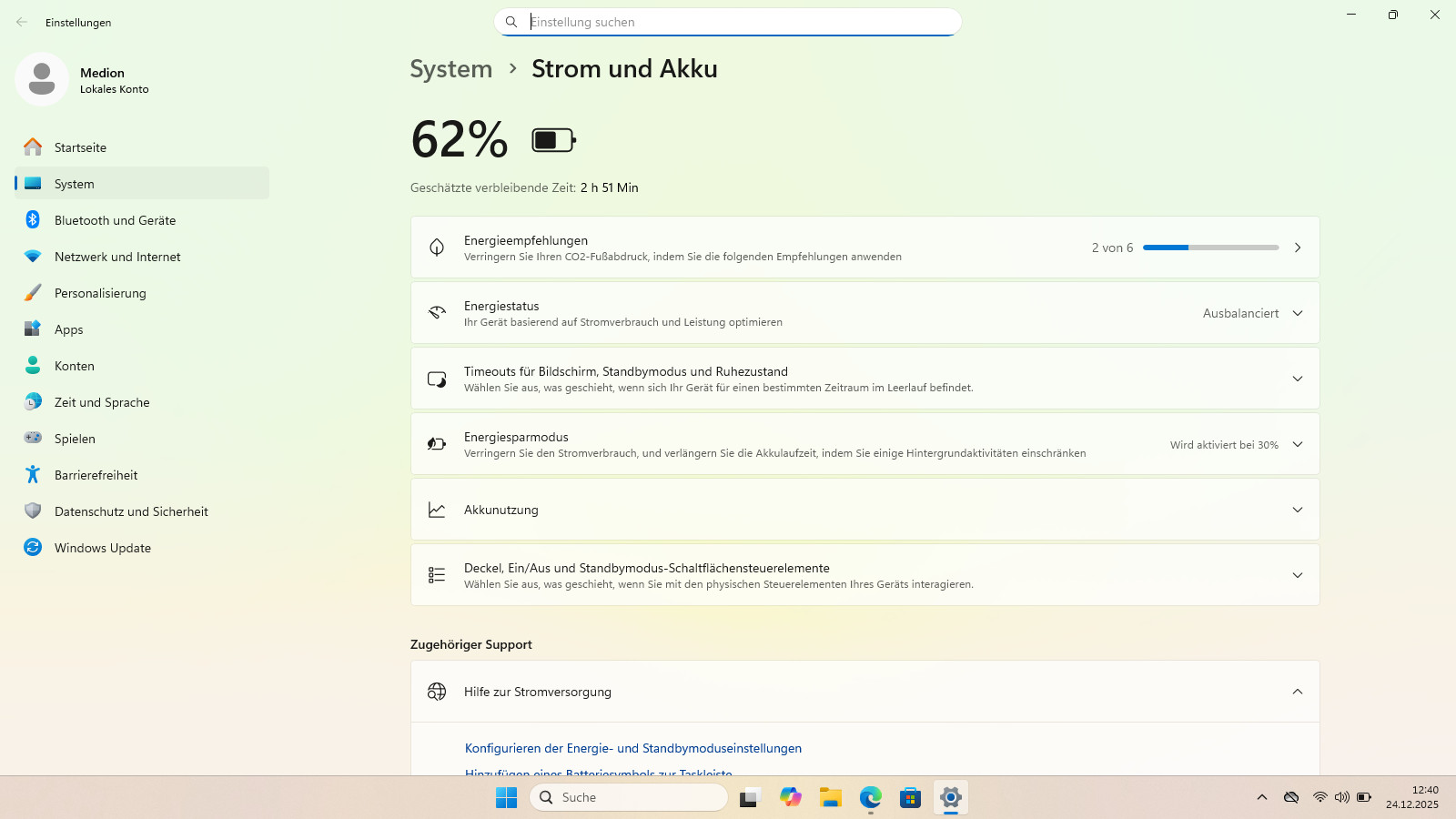 Medion Akoya E7420, 17.3″, i3, 8GB RAM, WIN 11, Microsoft Office 2007 SSD + HDD