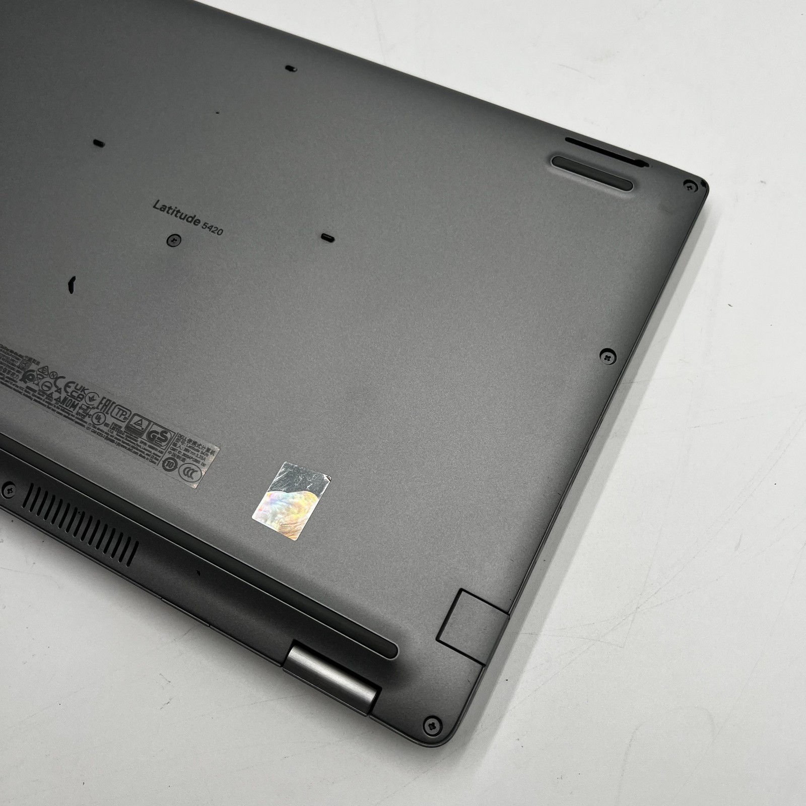 Dell Latitude 5420 14″ i5-1145G7 16GB RAM 256GB SSD No OS | TESTED USED GOOD