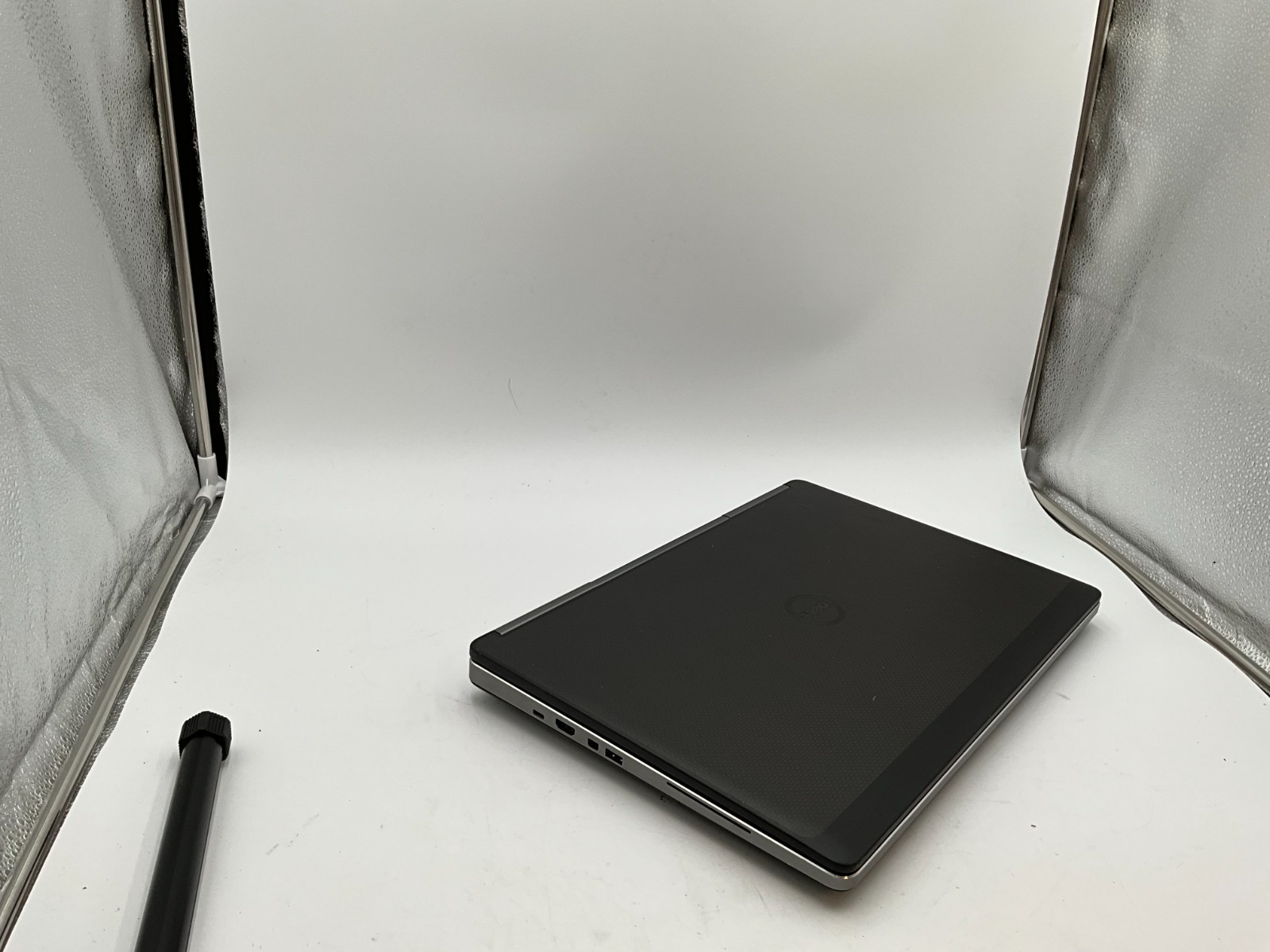 DELL Precision 7710 i7-6820HQ 32GB 512GB 17.3″ M3000M LAPTOP 6MGWQ72 NO OS