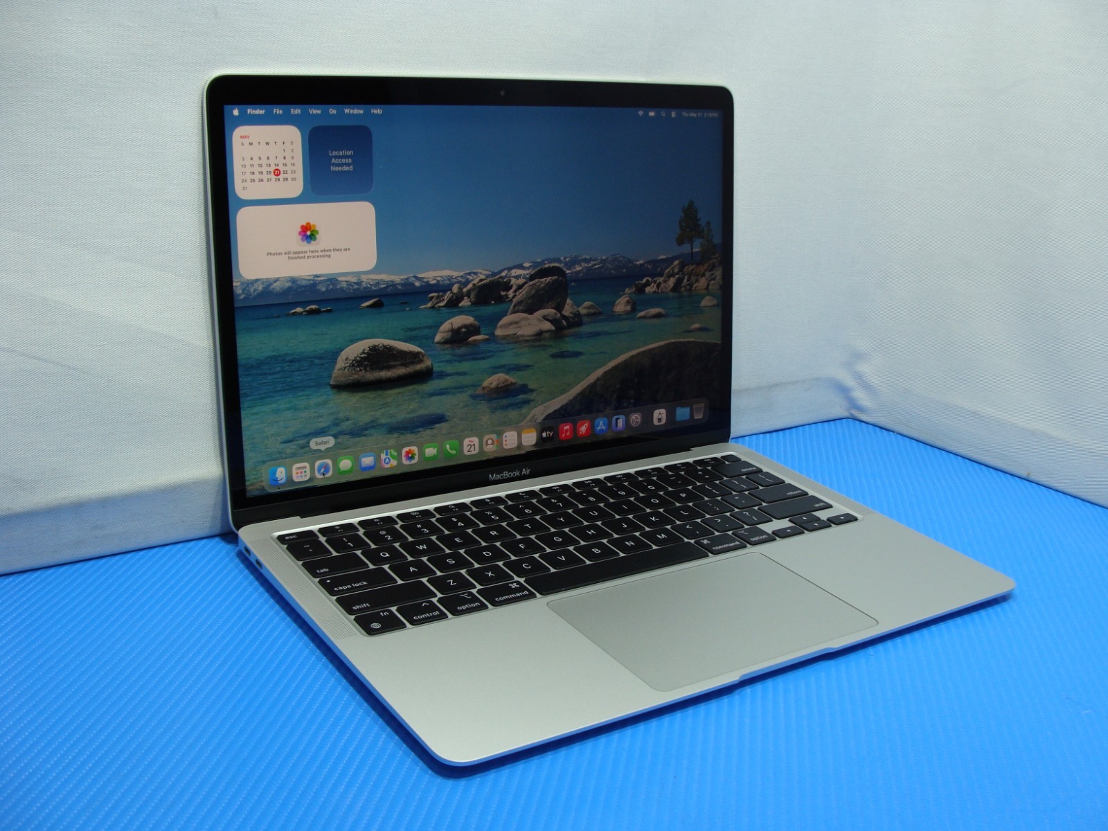 Apple MacBook Air A2337 13.3″ M1 (2020) 8CPU/7GPU 8GB 256GB OS TAHOE +Charger