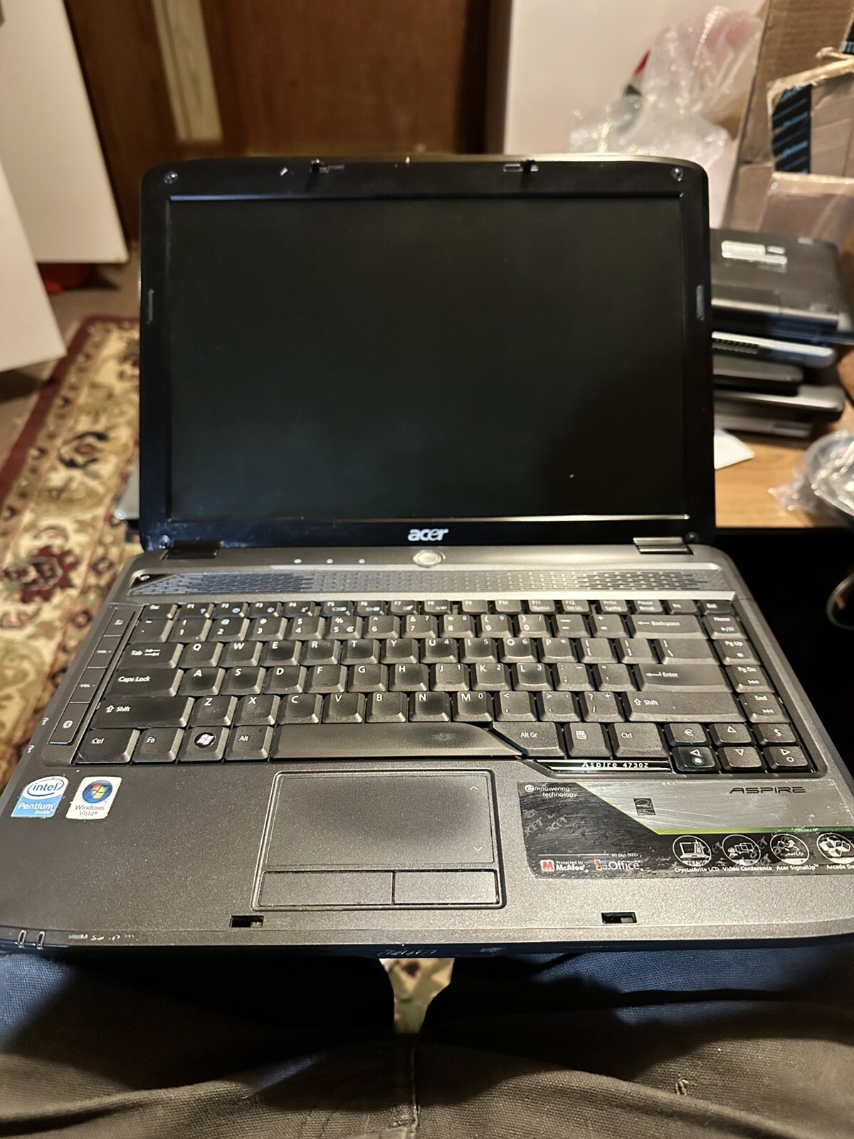 Acer Aspire 4730Z Vintage Laptop Pentium Dual T3400 2.16GHz 2GB RAM No HDD