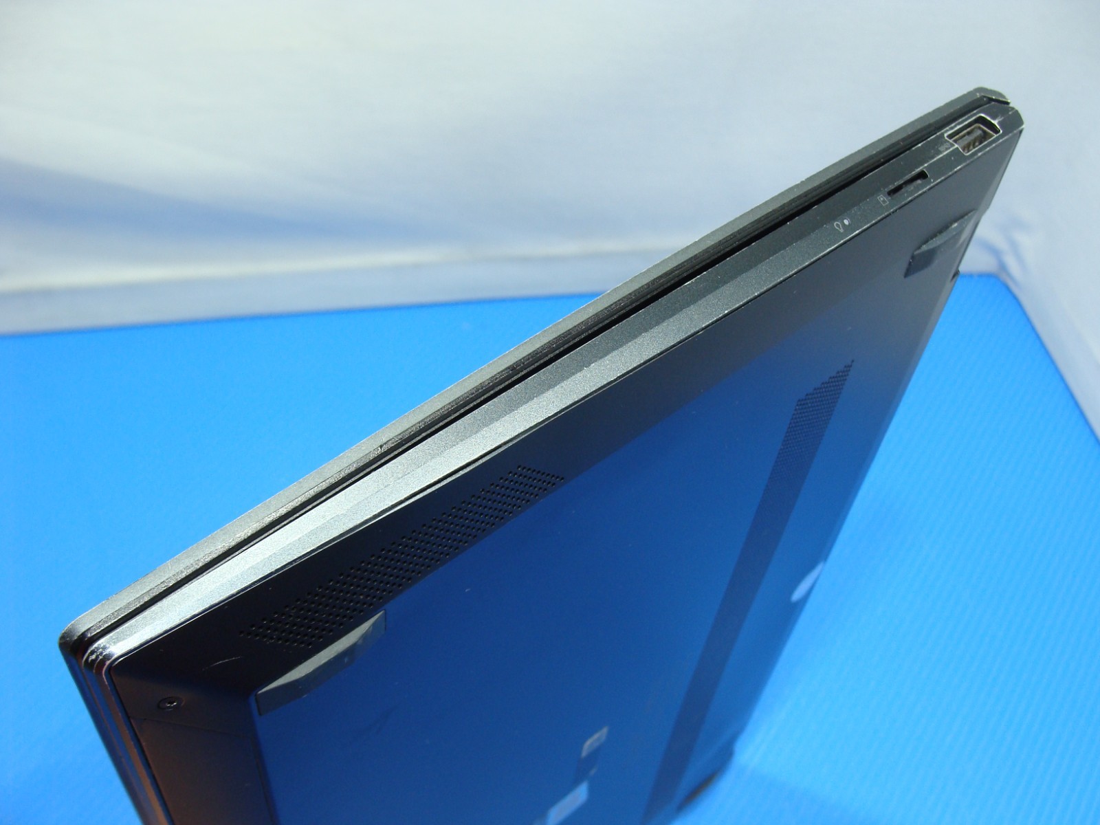 Asus ZenBook UX425JA 14″FHD i7-1065G7 1.3GHz 8GB 512GB SSD Win 11Home +PA