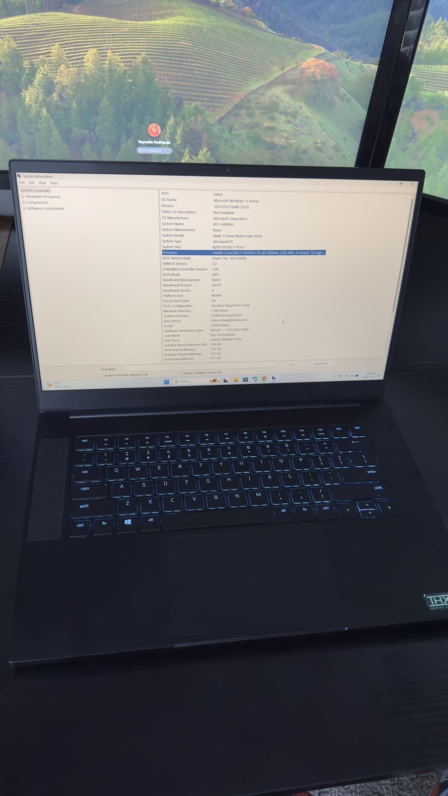 Razer Blade 15 15.6″ (256GB SSD, Intel Core i7-10750H, 2.6GHz, 16GB RAM) Laptop