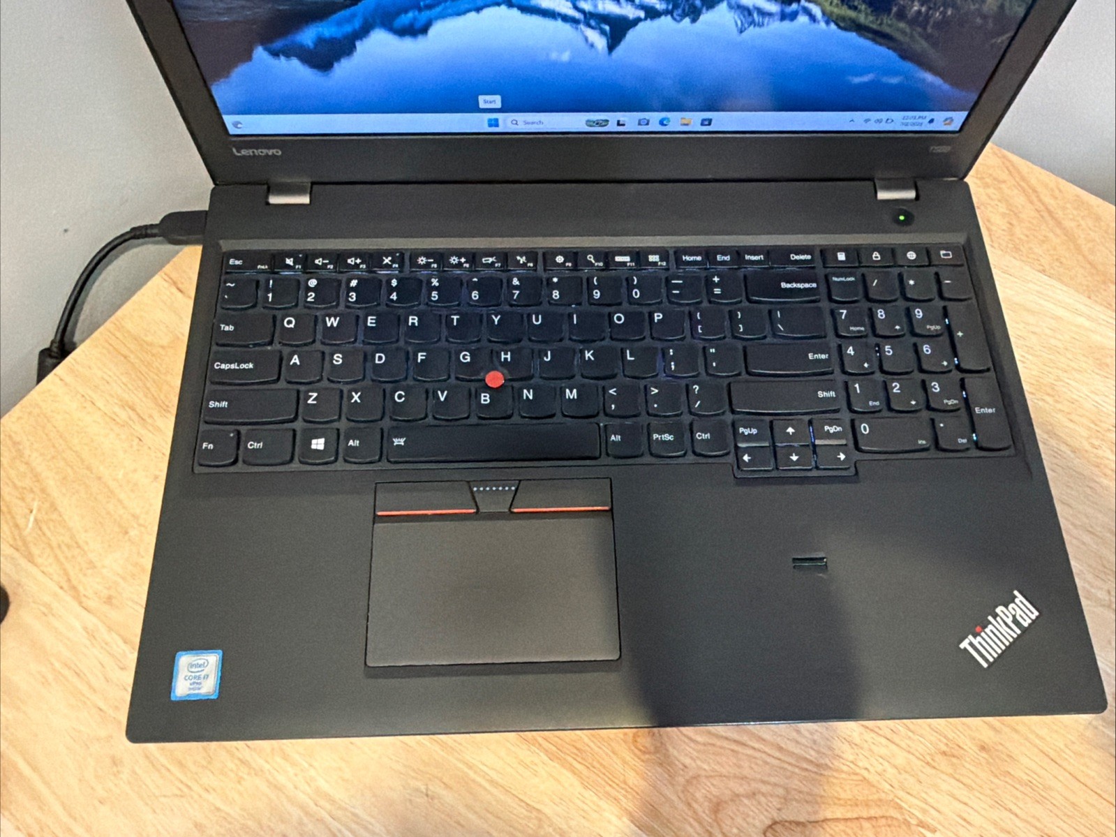 Lenovo Thinkpad T560 Core I7-6600U 2.60GHZ 16GB 256GB SSD WCam W11 & Cord