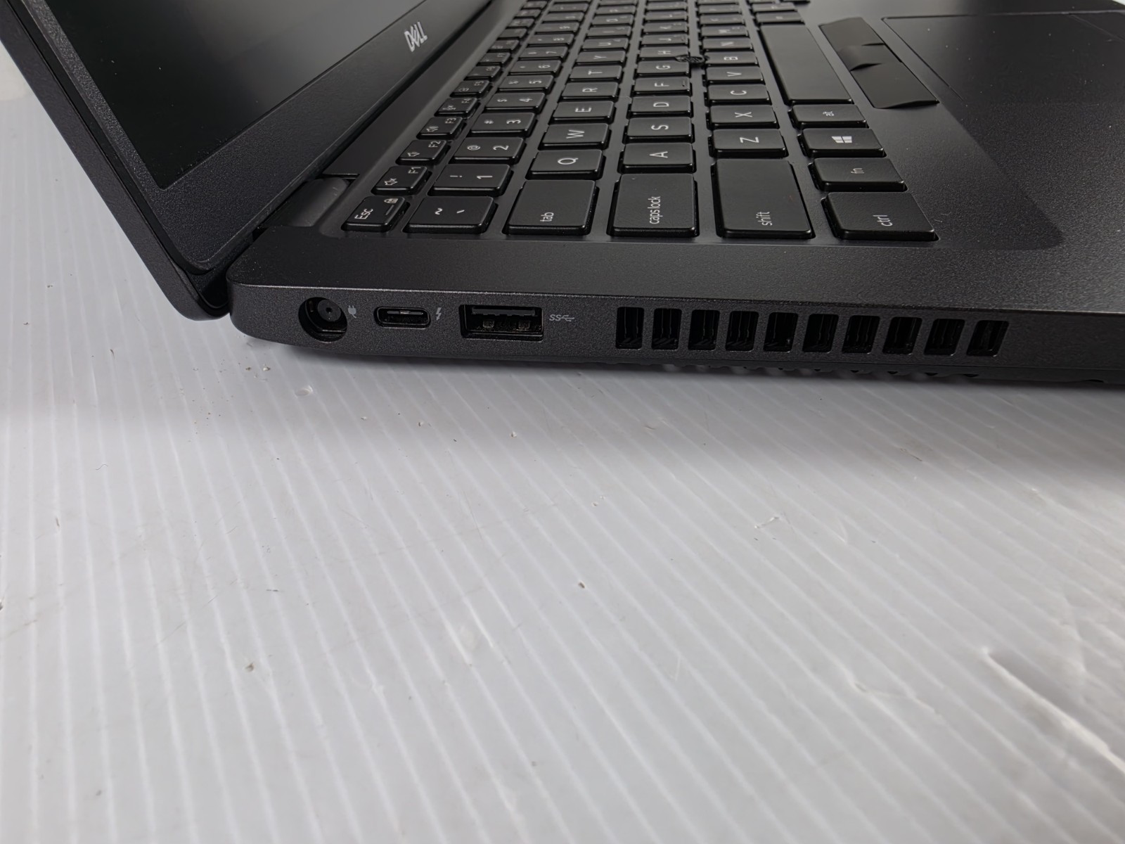 DELL Latitude 5401 Laptop i5-94000H 16GB RAM 256GB NVMe SSD Windows 11