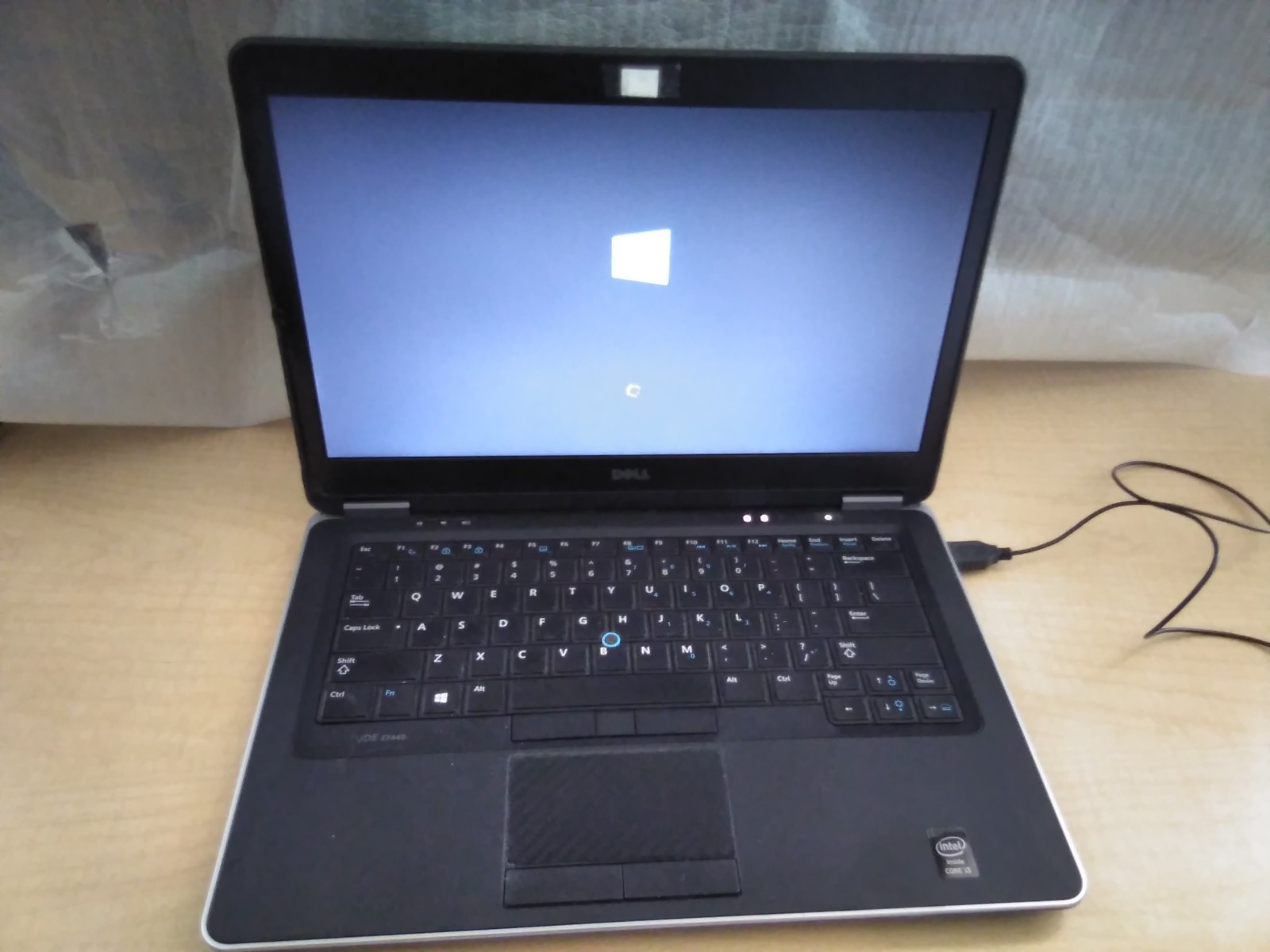 DELL Latitude E7440 Ultrabook * Intel Core i3 4th Gen 4010U (@1.7 GHz) USED