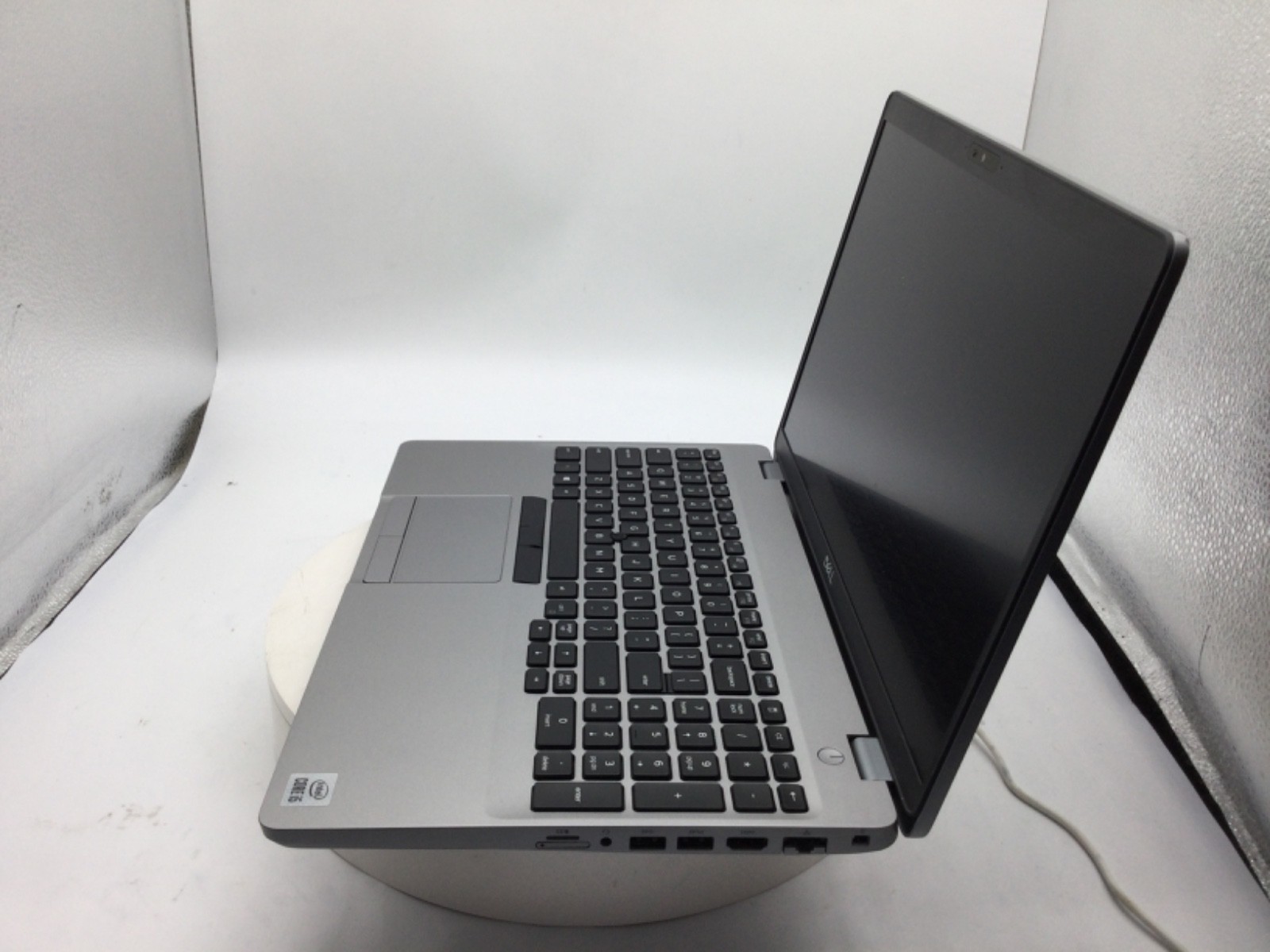 Dell Latitude 5510 15.6″ Laptop 16GB RAM 256GB SSD Windows 11 Pro Used READ
