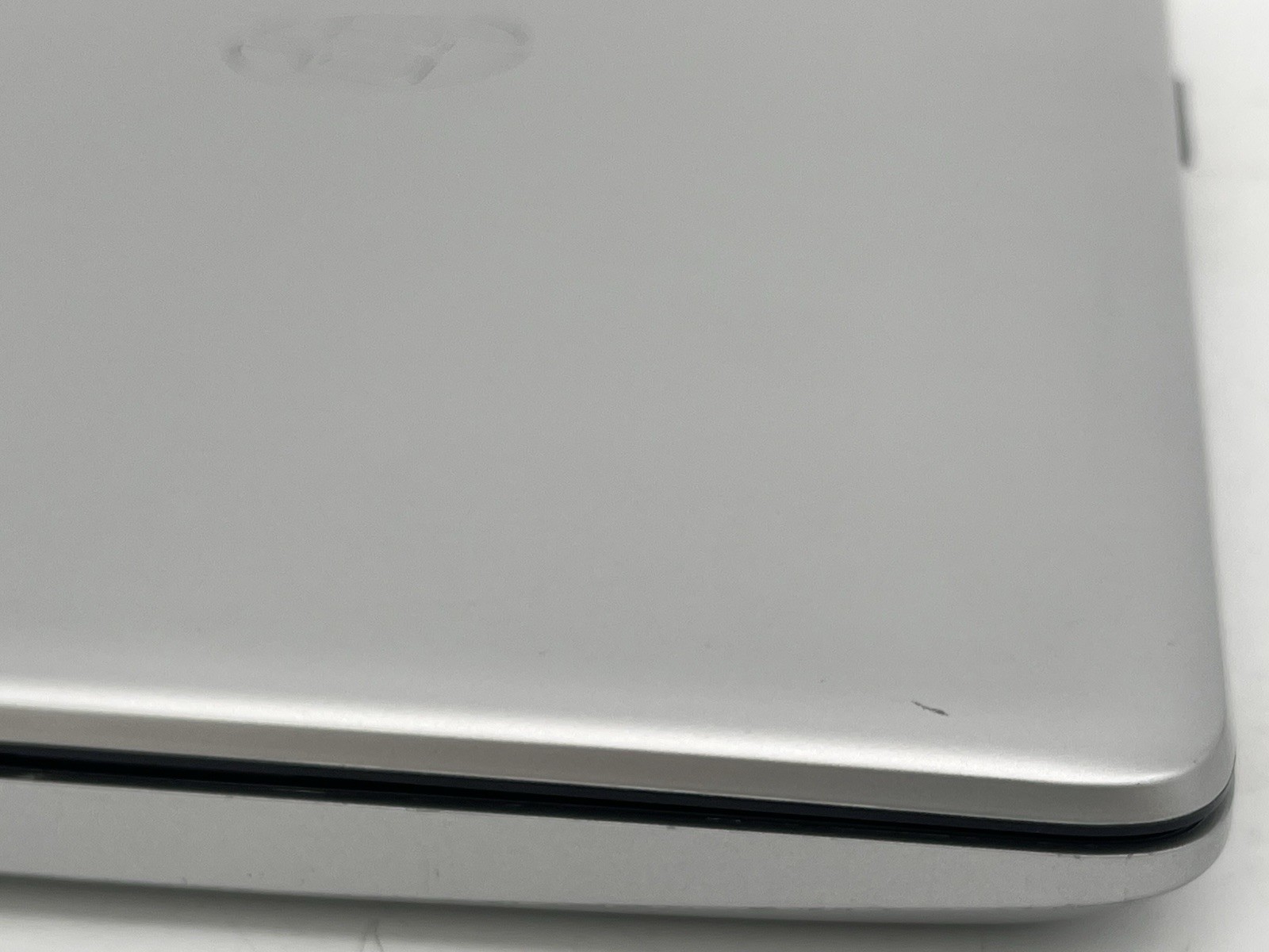 HP 15-da0012dx 15.6″ Laptop w/ i3-8130U 2.2GHz CPU 8GB RAM 128GB SSD WIN 11