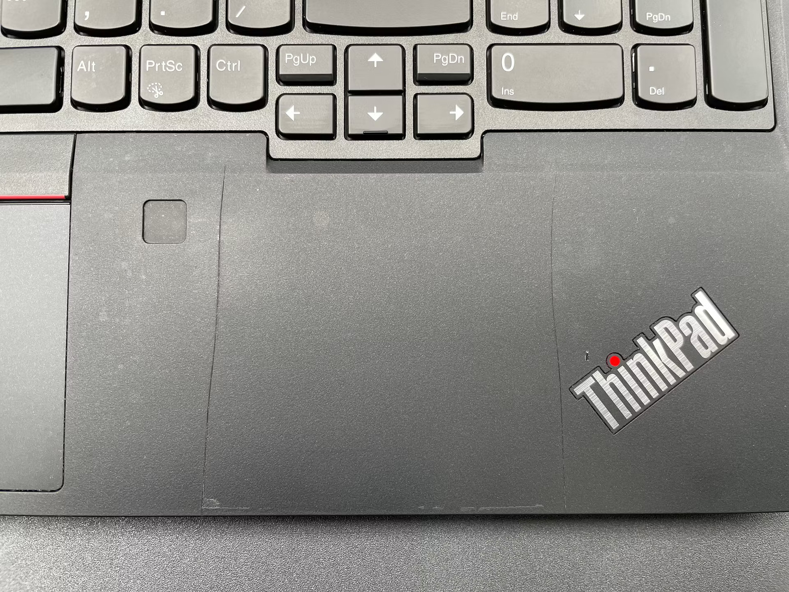 Lenovo ThinkPad T15 Gen 1 Used 15.5″ (i5-10310U-8GB-256GB NVMe)