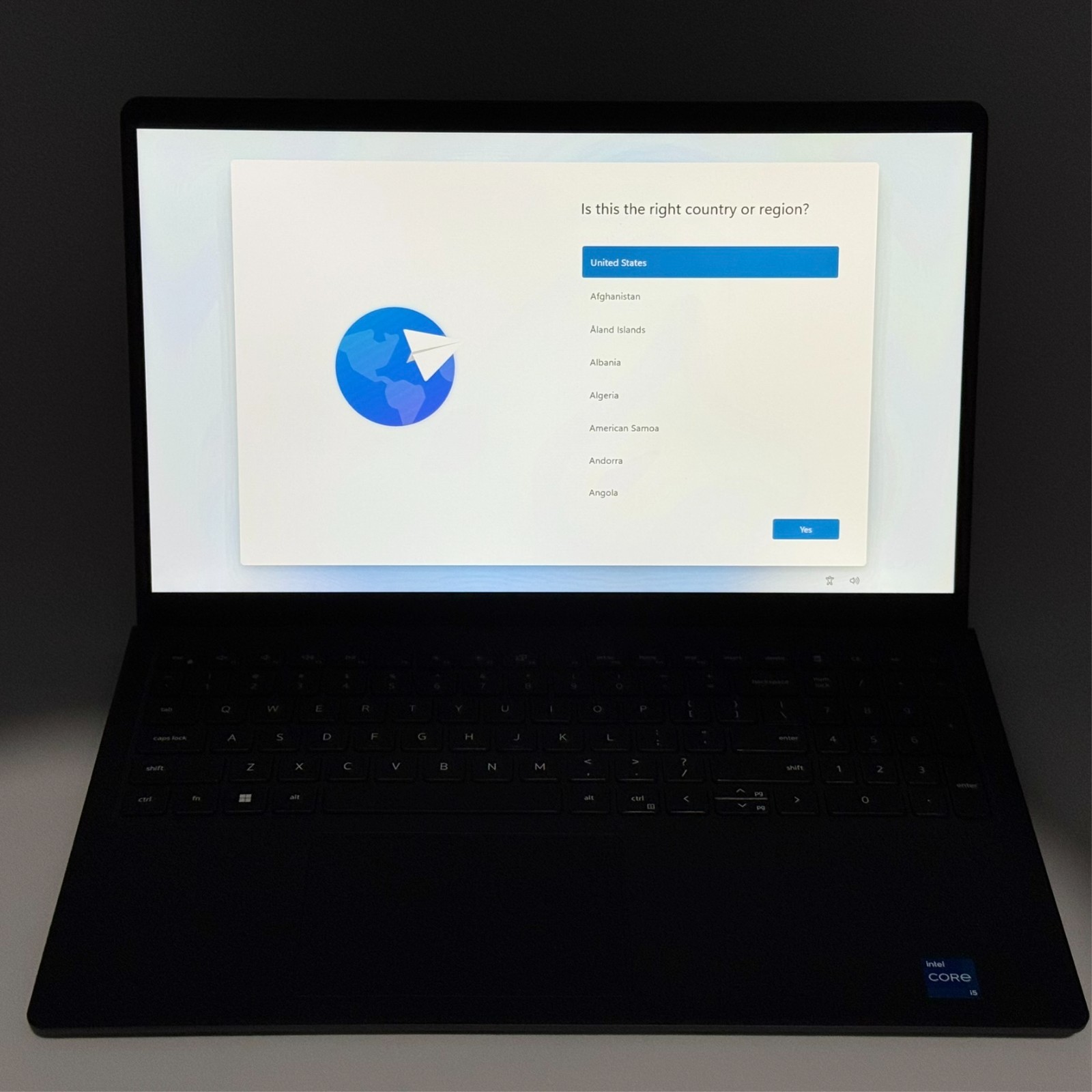 Dell 15.6″ 2K Touch Laptop i5-1334U 13th Gen 8GB 512GB Carbon Black 2023 *READ*