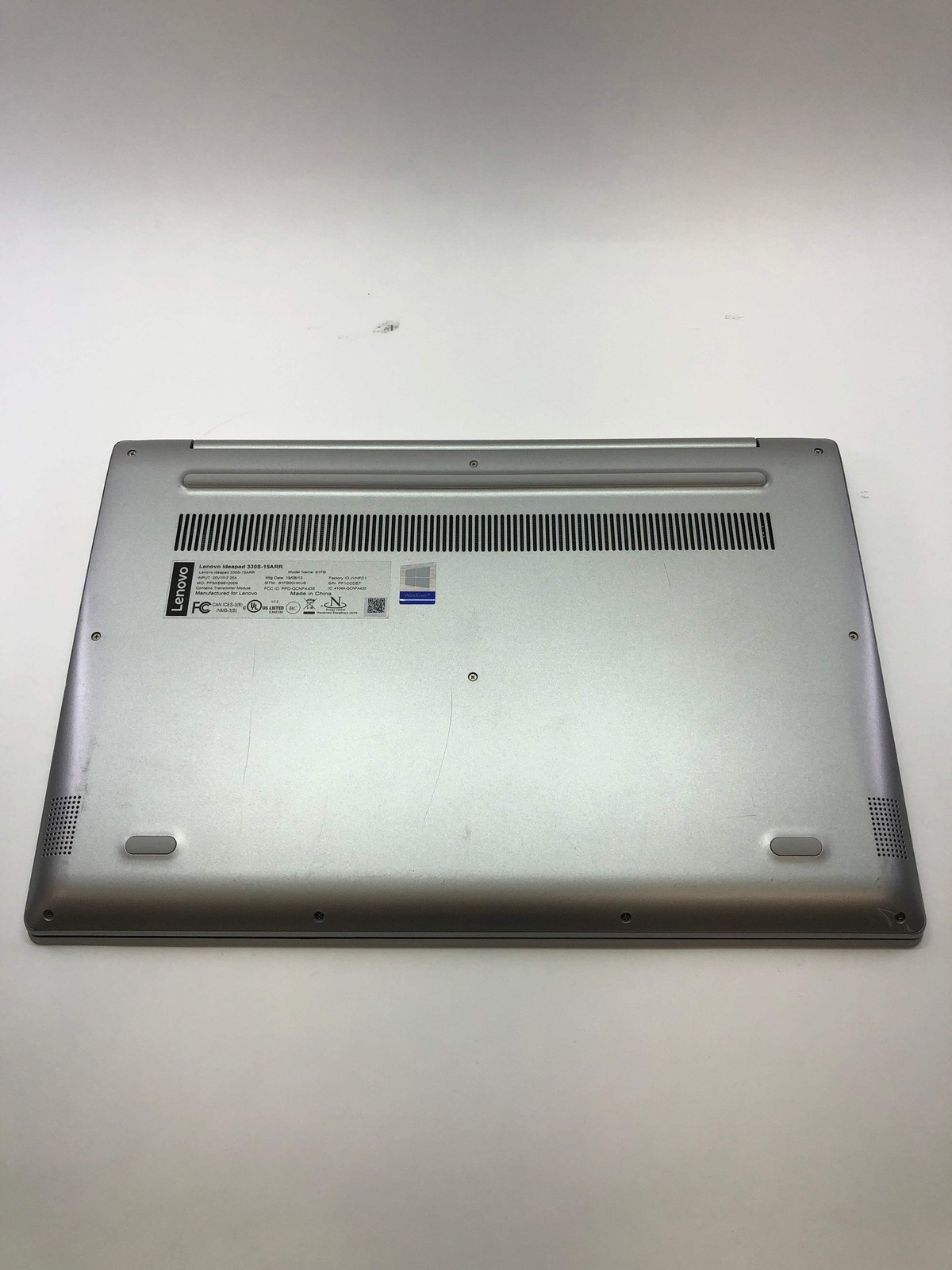 Lenovo IdeaPad 330s 81FB 15.6″ Ryzen 5 2500U 2.0GHz 8GB RAM 250GB SSD