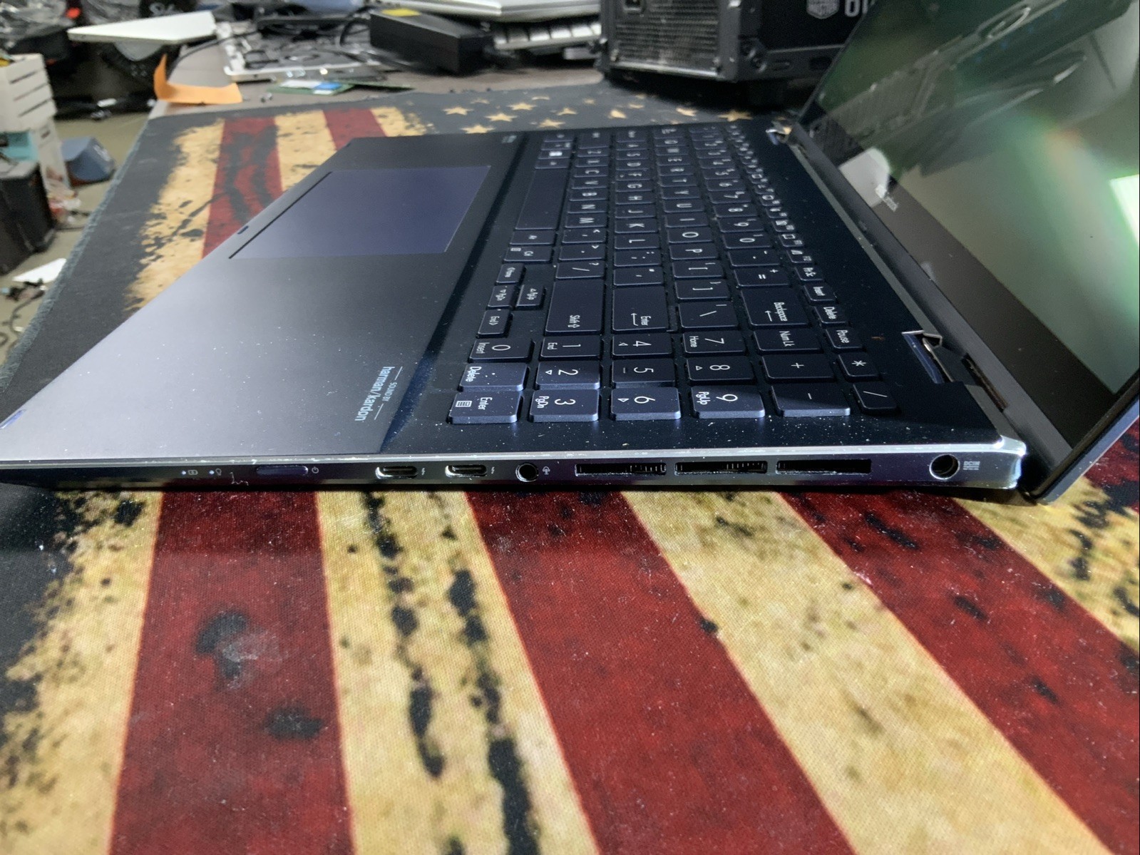 ASUS Zenbook Pro 15 Flip OLED 15.6″ Touch i7-12700H 16 Ram 1 TB NVMe Q5297 26J1