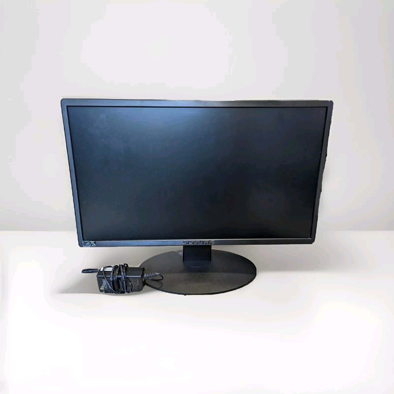 HP EliteBook 2570p wit monitor, keyboard & mouse, pad, mic, power cords & webcam