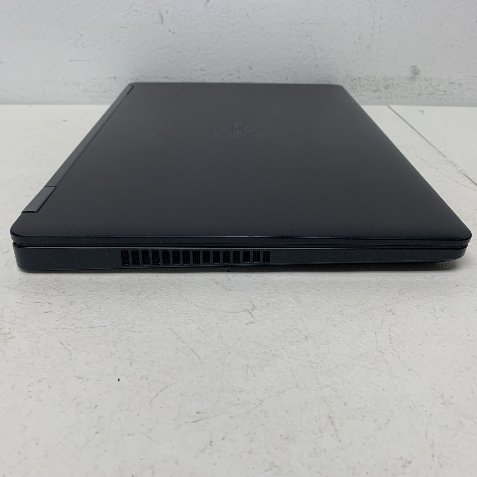 Dell Latitude E5570 15.6″ i5-6200U 2.3GHz 8GBram 256GB SSD WIND 11 Pro