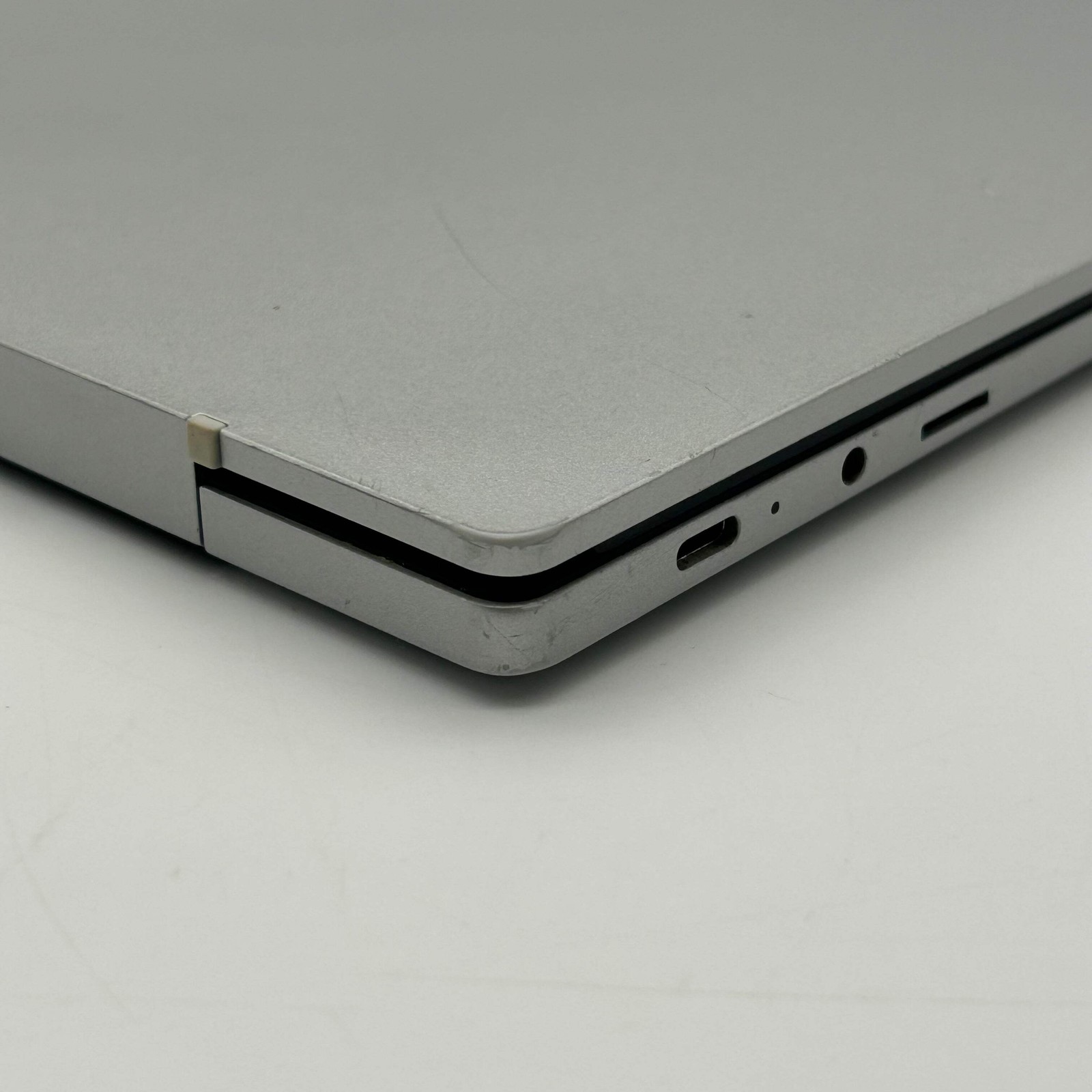 Samsung Chromebook XE345XDA 14″ Intel Celeron N4500, 1.1GHZ, 4GB RAM