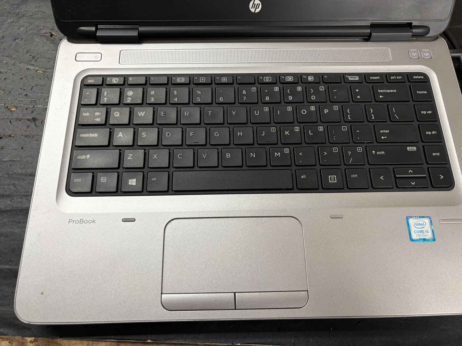 HP ProBook 640 G3 14″ Intel Core i5-7200U @2.50GHz 8GB RAM No SSD No Windows