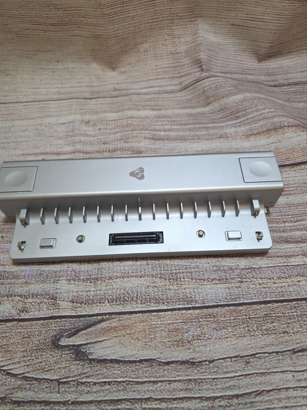 Gateway 450ROG 15in Screen Silver Laptop Computer CD/DVD RW Parts Only W Charger