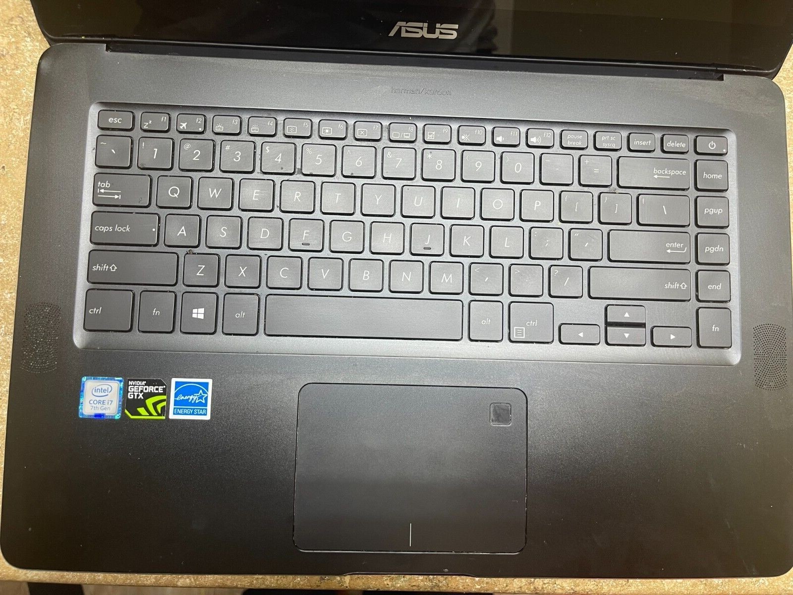 ASUS Zenbook Pro UX550VE NVIDIA GTX 1050ti Great Condition Factory Reset