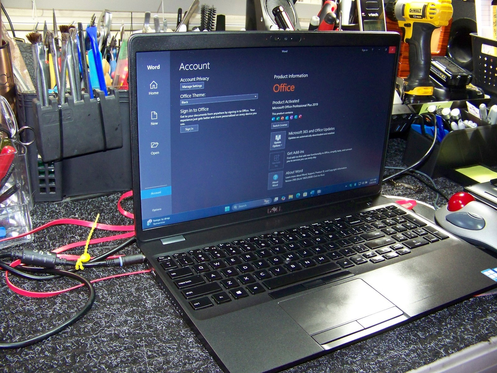 Dell 5500_Windows 11 PRO💻New 2TB SSD_24GB💻Webcam💥Backlit 💥+ Office 2024 PRO