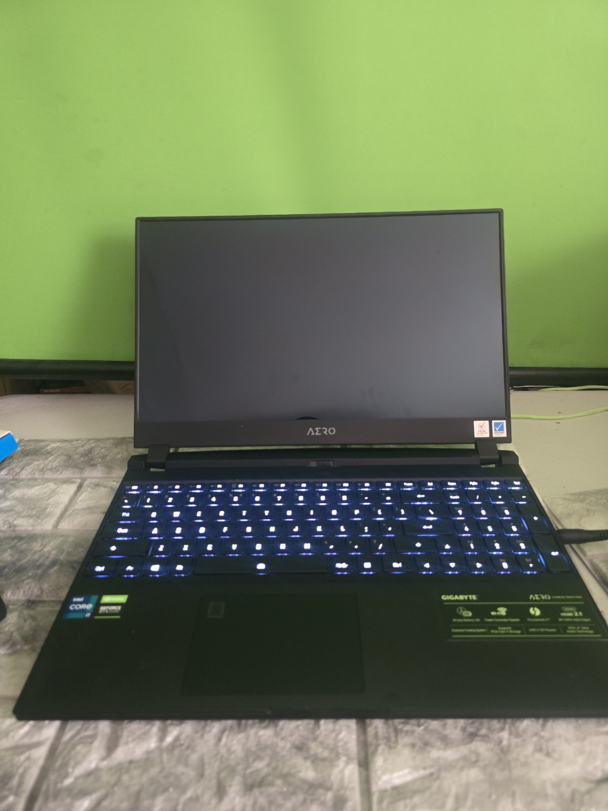 Gigabyte Aero 15 YD 15.6″ 4K Core i7 NVIDIA RTX 3060 16GB 1TB SSD *READ DETAILS*