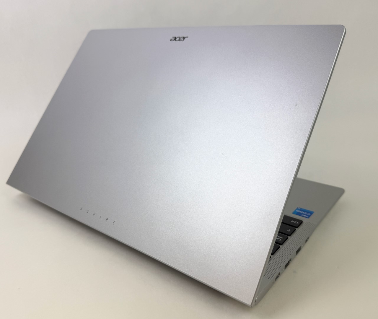 Acer Aspire Lite 16 AL16-54P-55SD 16″ 1920×1200 i5-1334U 16GB 1TB SSD W11H