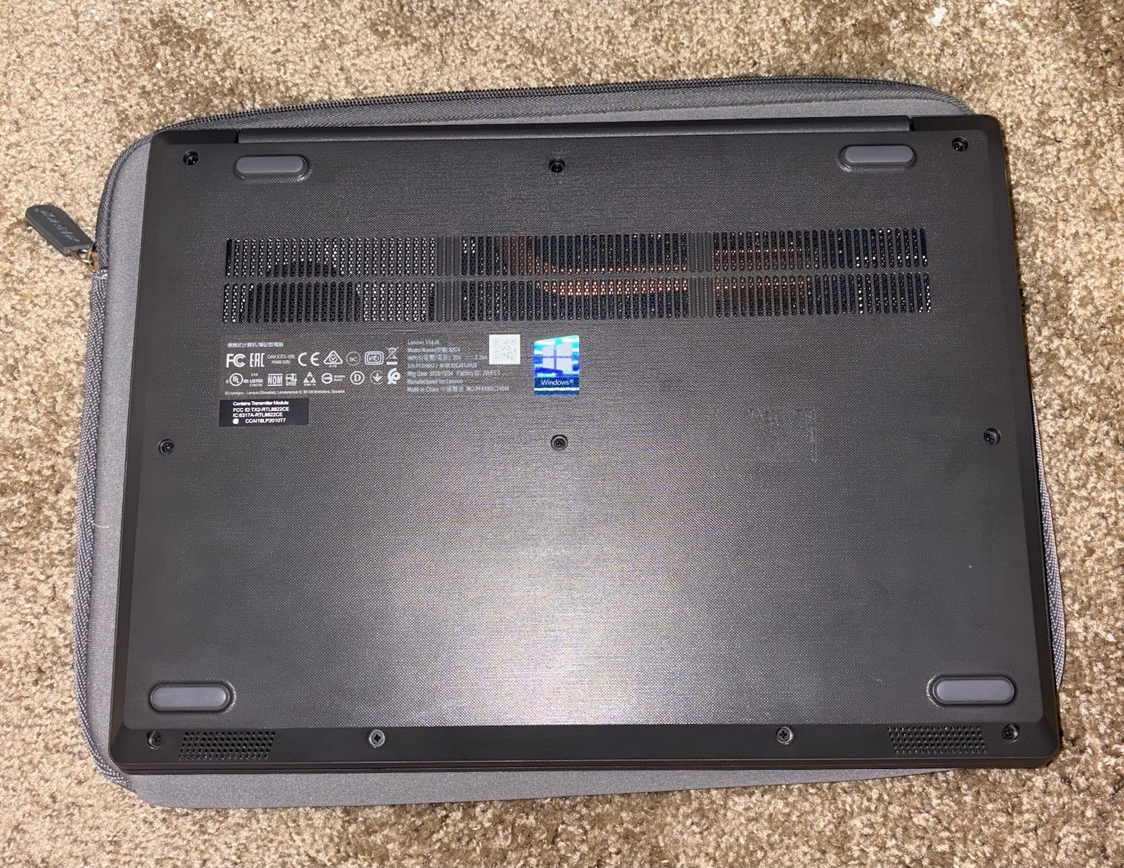 Lenovo 82C4 Laptop Core i5-1035G1 1.00GHz 8GB RAM 256GB SSD Windows 10 Pro