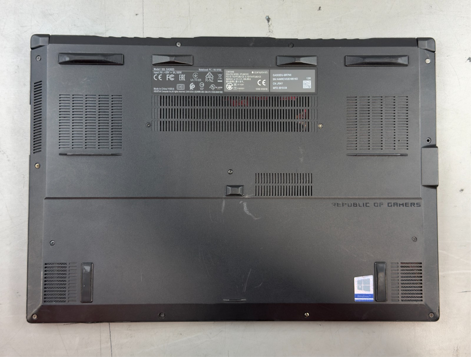 Asus ROG Zephyrus G Ryzen 7 3750H / 16GB RAM / GTX 1660 TI / NO SSD -RL6211