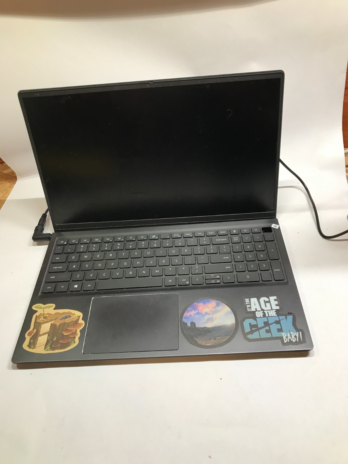 Dell Inspiron 5515 15″ AMD Ryzen 5 NO RAM NO HDD/OS For Parts READ DESCRIPTION
