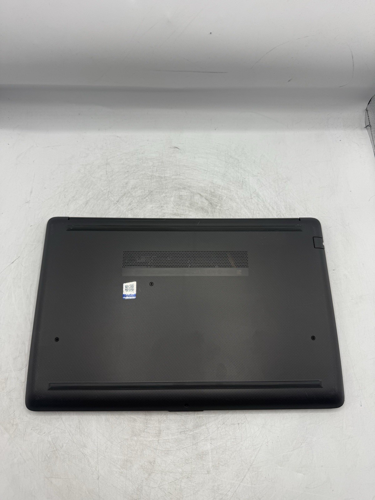 HP 255 G7 15.6” Laptop AMD A6-9225 8GB RAM 128GB SSD Win10P