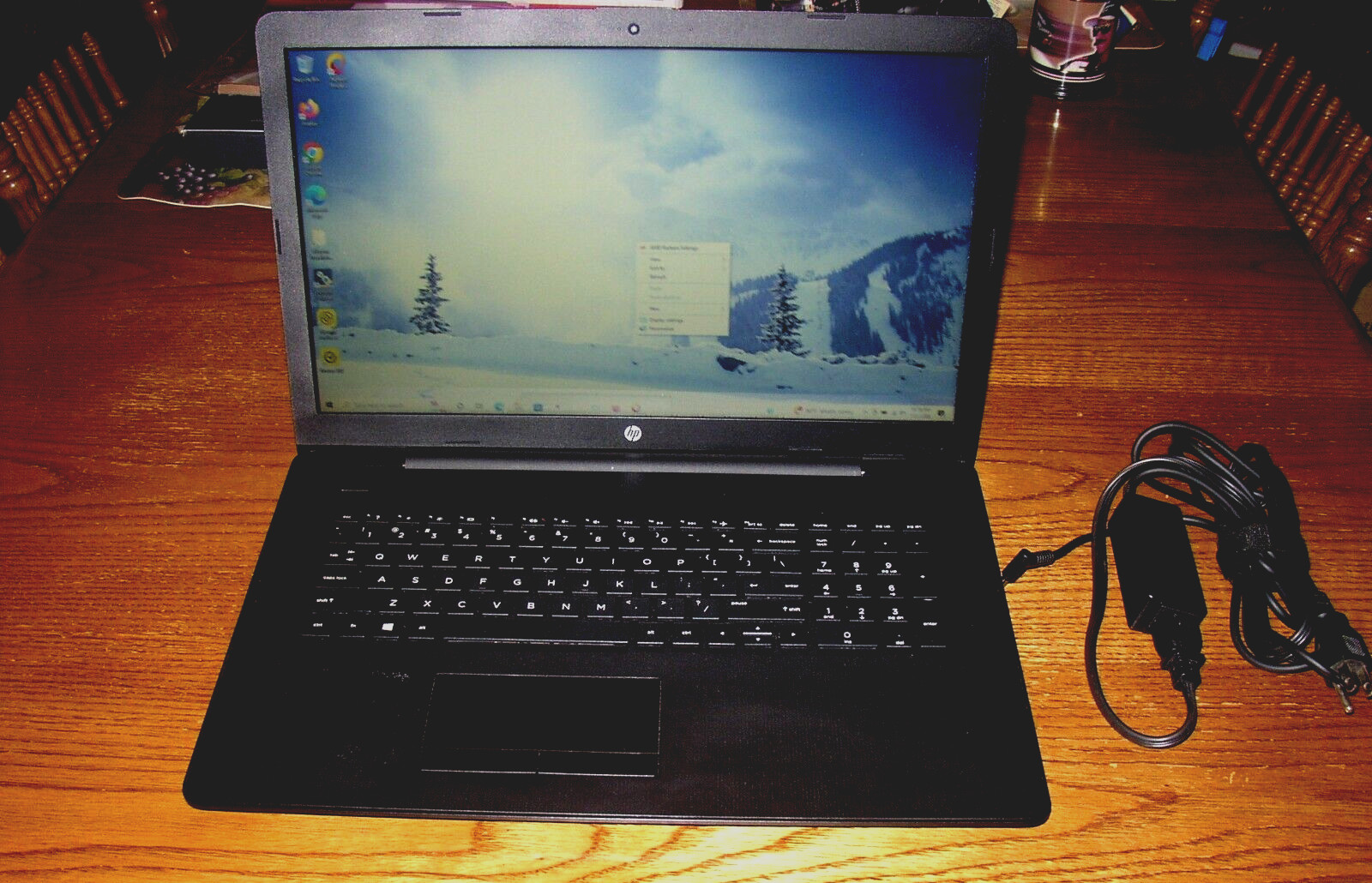 HP 17-ak013dx 17.3″ 1600 x 900 HD+ Laptop A9-9420 Radeon R5