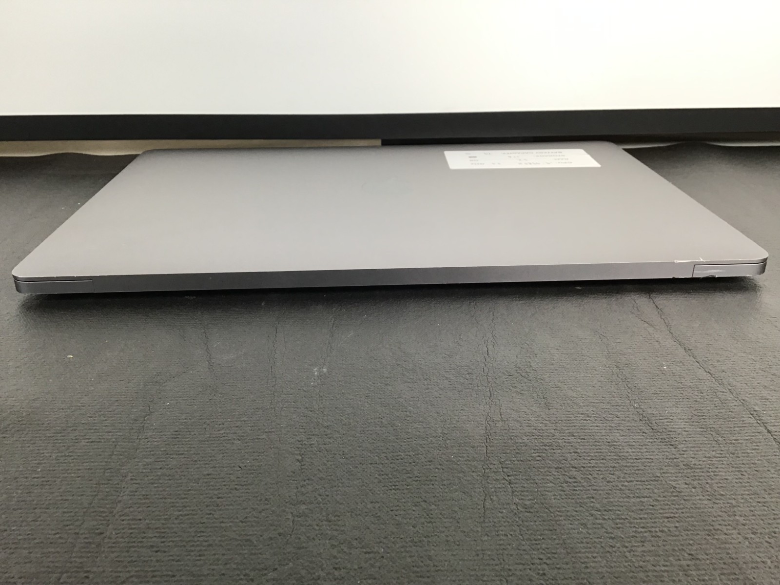 Apple MacBook Pro 16″ A2141 i9-9980H 2.3GHz 32GB RAM 1TB NVMe 79% Battery Cap ~