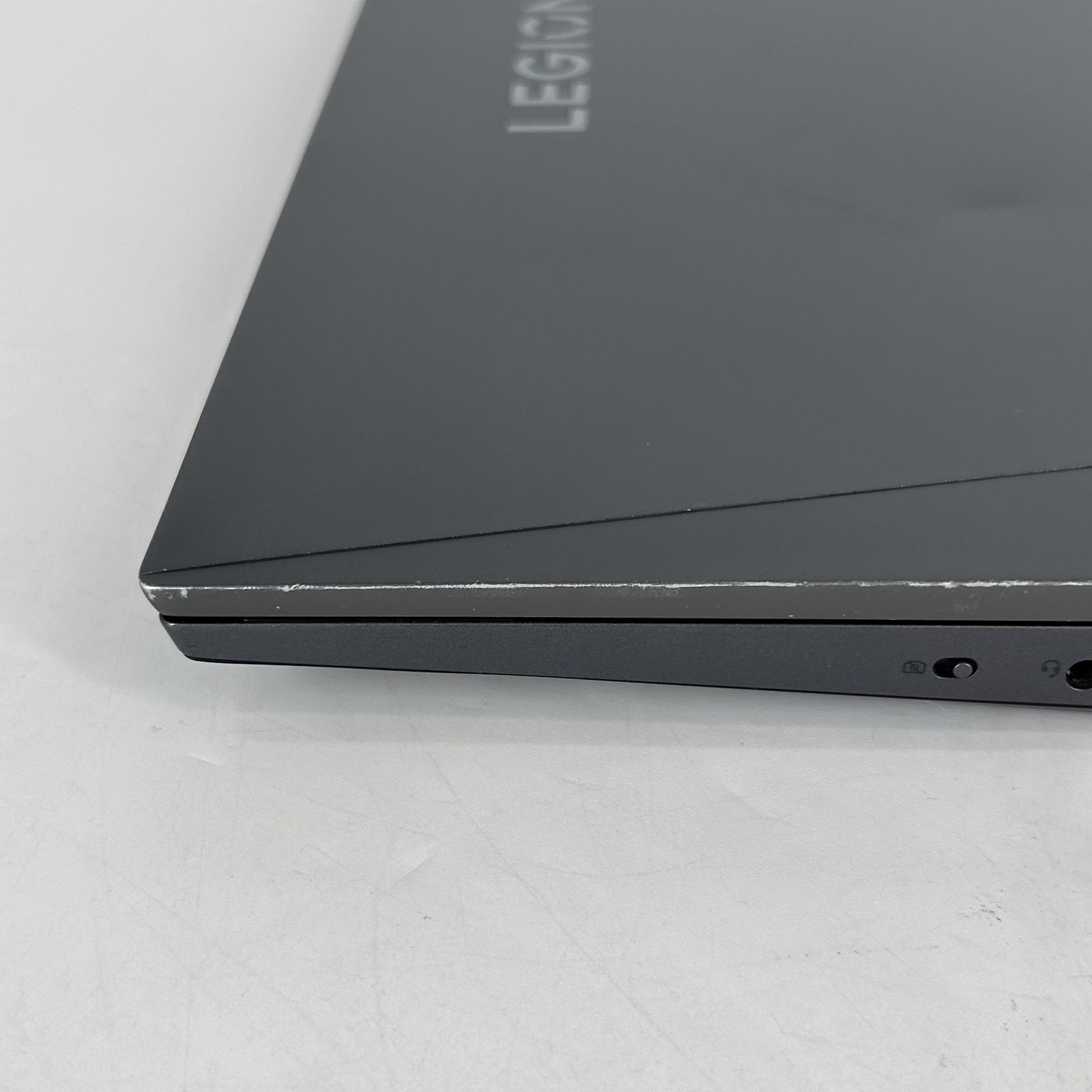 Lenovo Legion 5i Pro Gen 7 16 165Hz QHD+ 2.3 GHz i7-12700H 16GB 1TB SSD RTX 3060