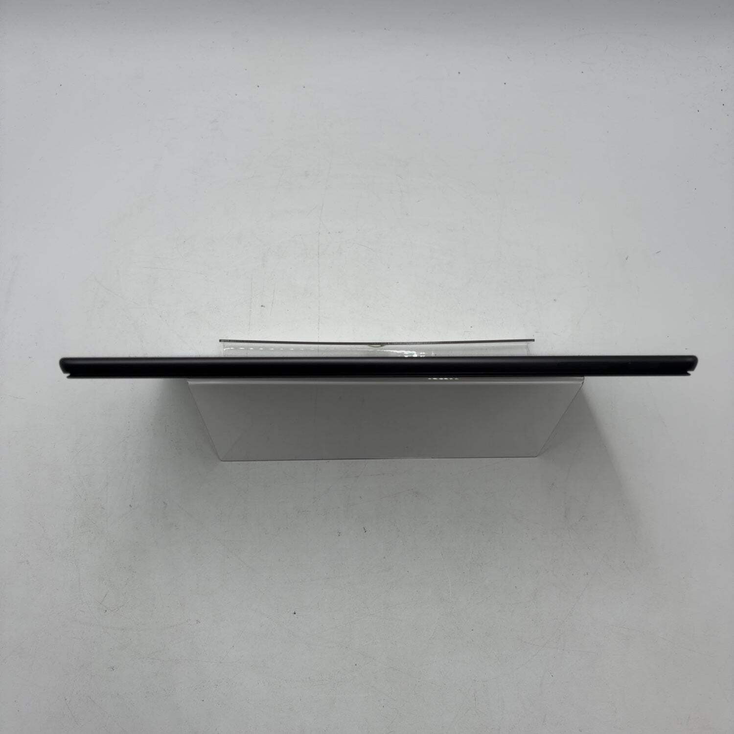 Microsoft Surface Pro 11 13″ Snapdragon X Elite 3.4GHz 16GB RAM 512GB SSD
