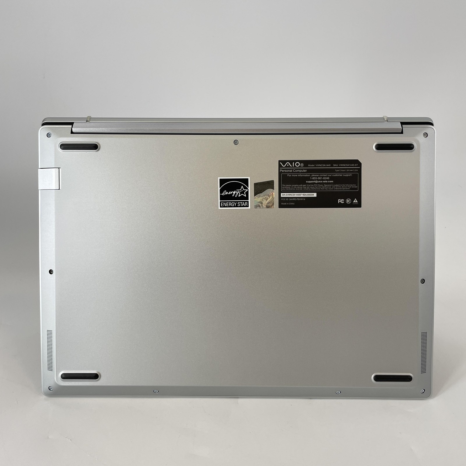 VAIO FS 14 Silver FHD+ i5-1235U 8GB RAM 1TB SSD Excellent