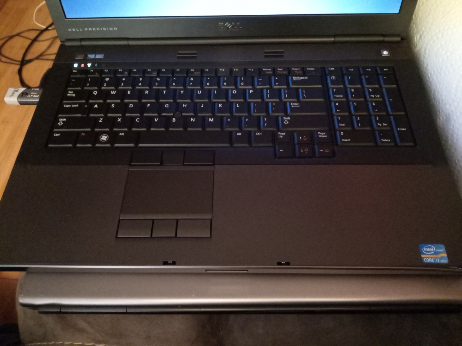 Dell Precision M6600 17.3″ Laptop – i7-2760QM / 8GB / 320gb / Win10 Dead Battery