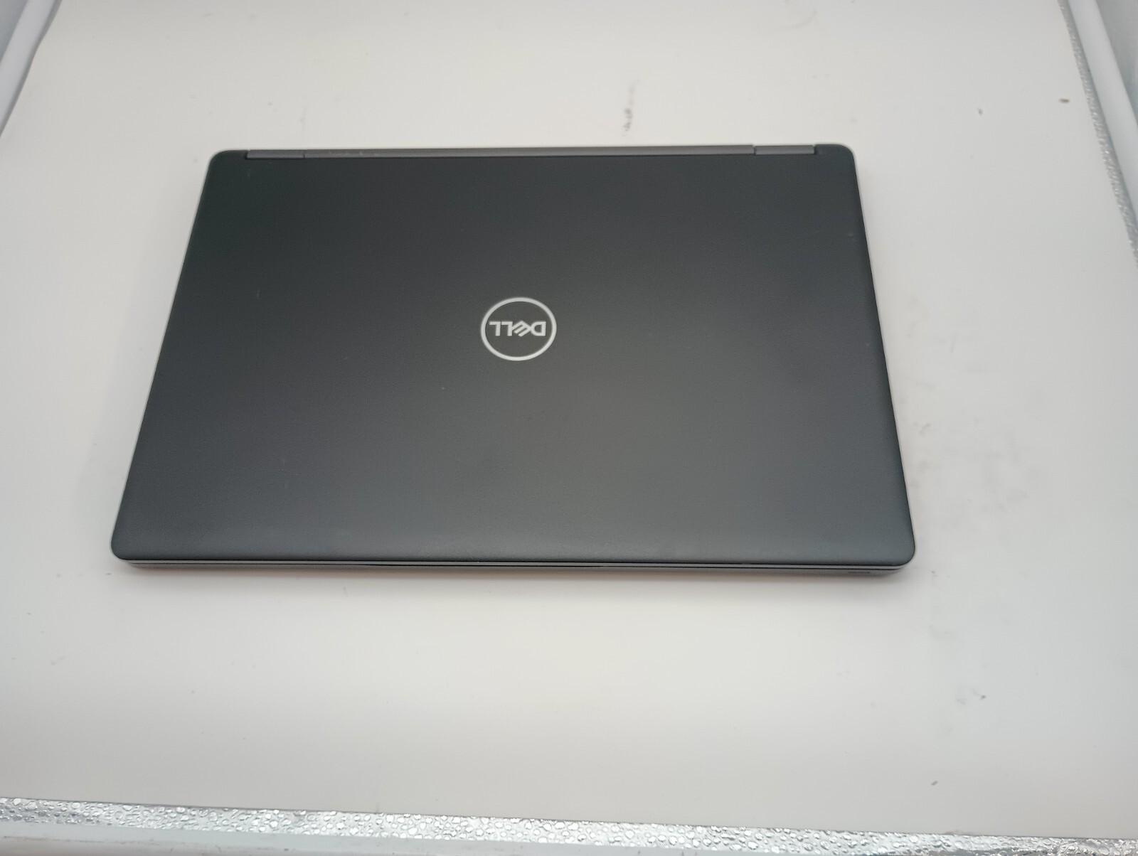 9053 Latitude5490 w/Charger.i5 8th gen(4cores, 8threads).8GB.128GB M.2.14″.W11