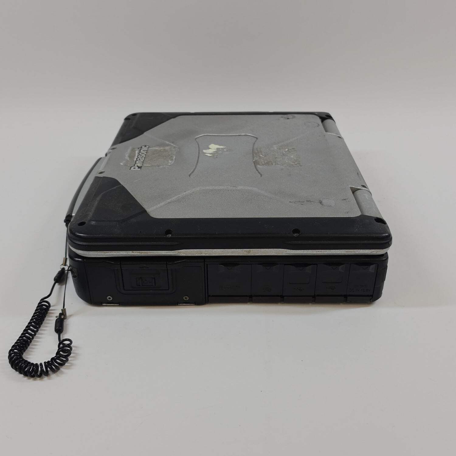 Panasonic Toughbook CF-31 13.1″ i5-3340M 2.7GHz 8GB RAM 512GB SSD AMD Radeon 520