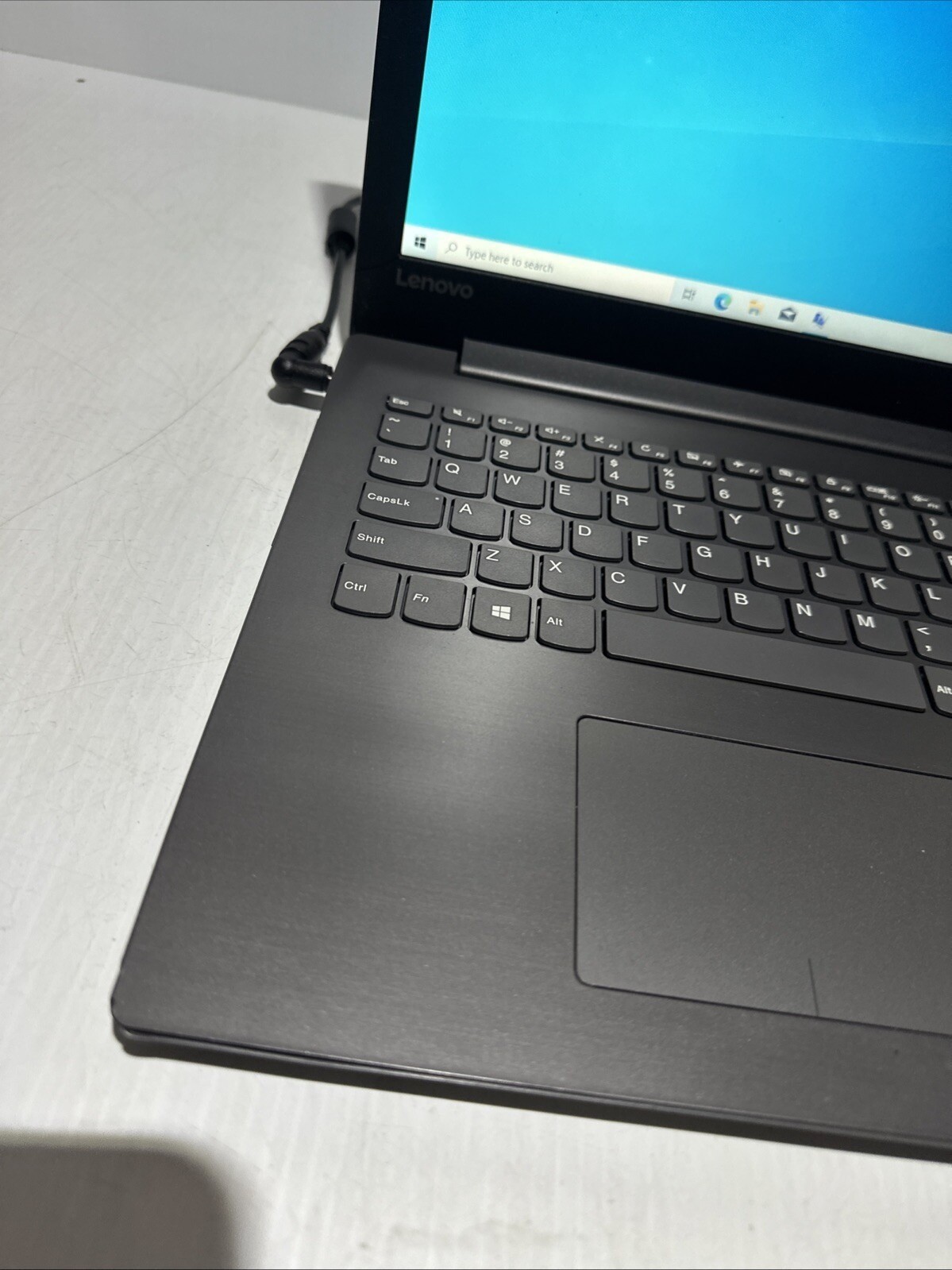 Lenovo 80XR 15″ Laptop Intel Pentium N4200 4gb Ram 1 TB HDD Windows 10 Home