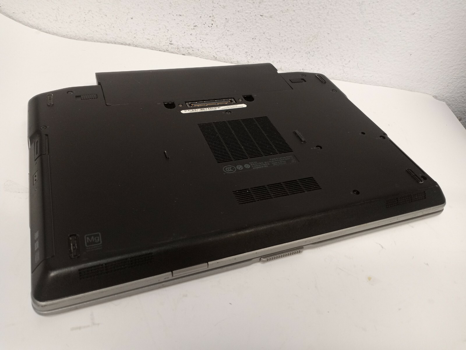 Dell Latitude E6420 14″ Intel Core i5-2410M 2.30GHz 8GB 500GB HDD BT DVD Win10