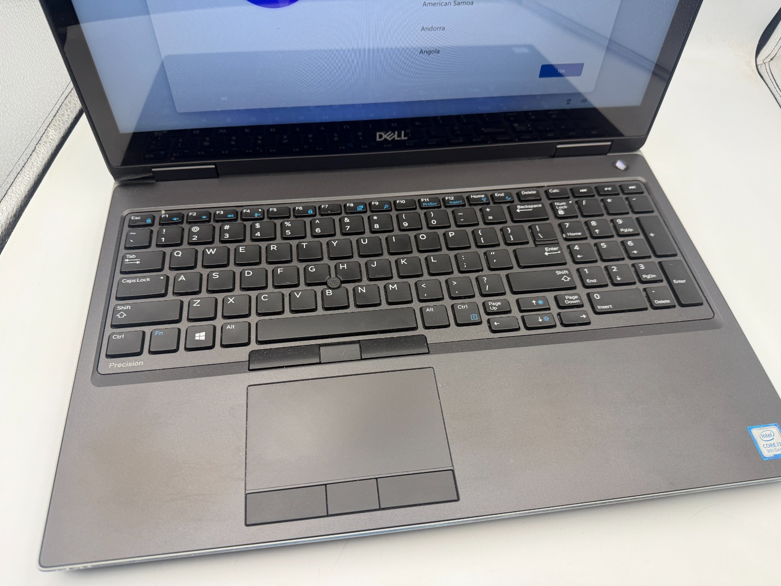 Dell Precision 7540 intel i7-9850H 2.6Ghz 16GB RAM FHD – TOUCHSCREEN – Win 11 P