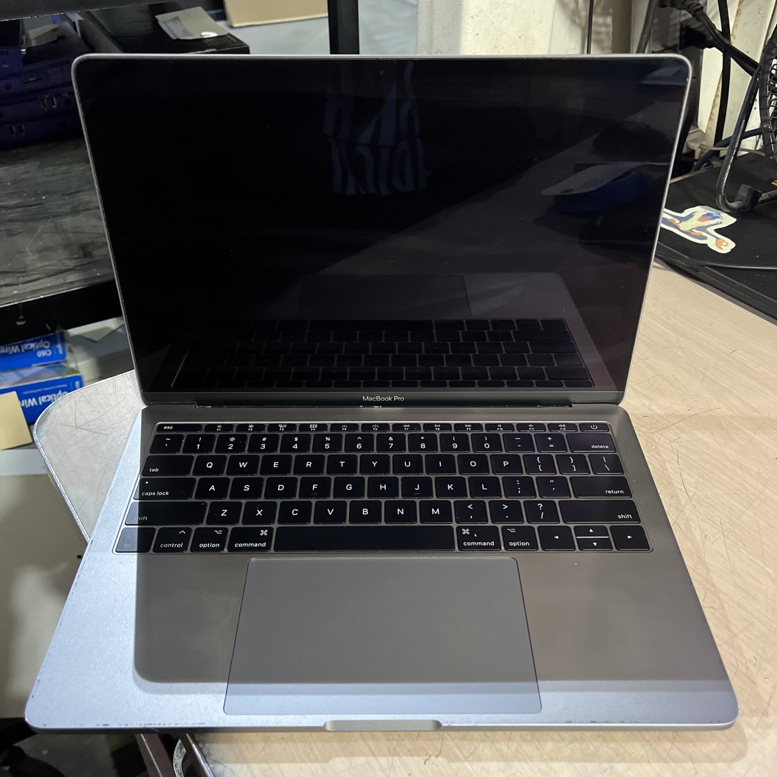 APPLE MACBOOK PRO 13″ MID-2017 CORE I5-7360U 2.3GHZ 8GB RAM NO HD