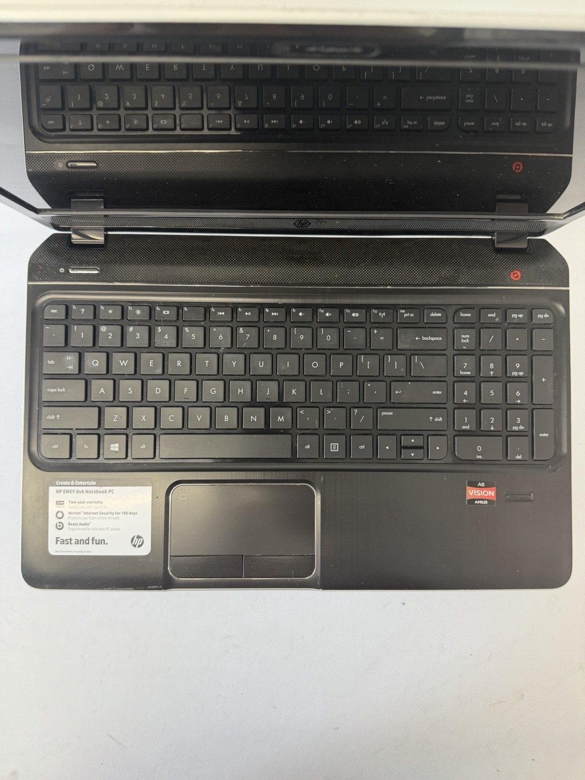 HP Envy dv6-7323cl Laptop – Good Screen – AMD A8-4500M – RAM 8 GB – Read Des