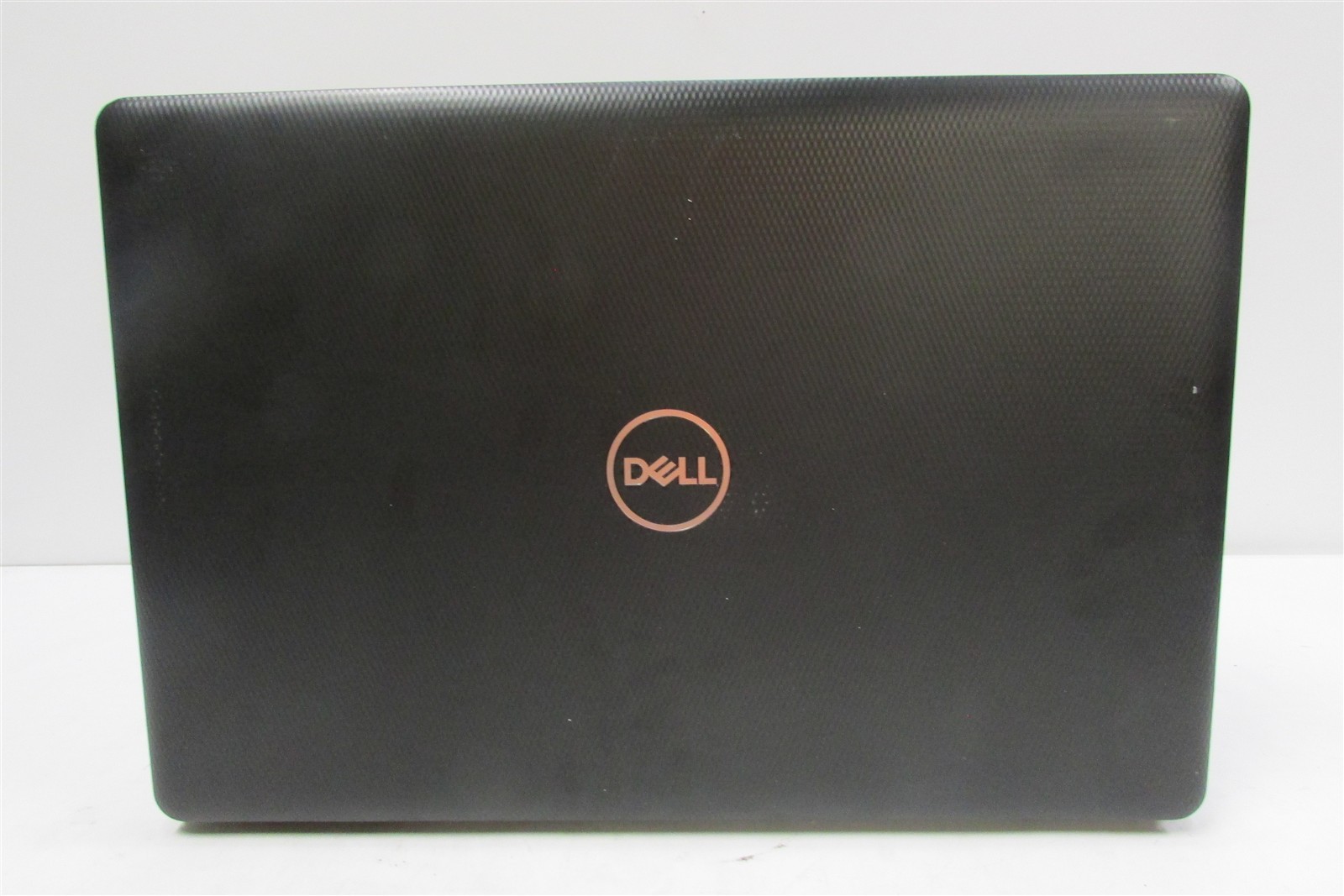 Dell Inspiron 3793 i7-1065G7 1.3GHz 16GB RAM 256GB NVME 17.3″ W11P DMG/MISS KEY