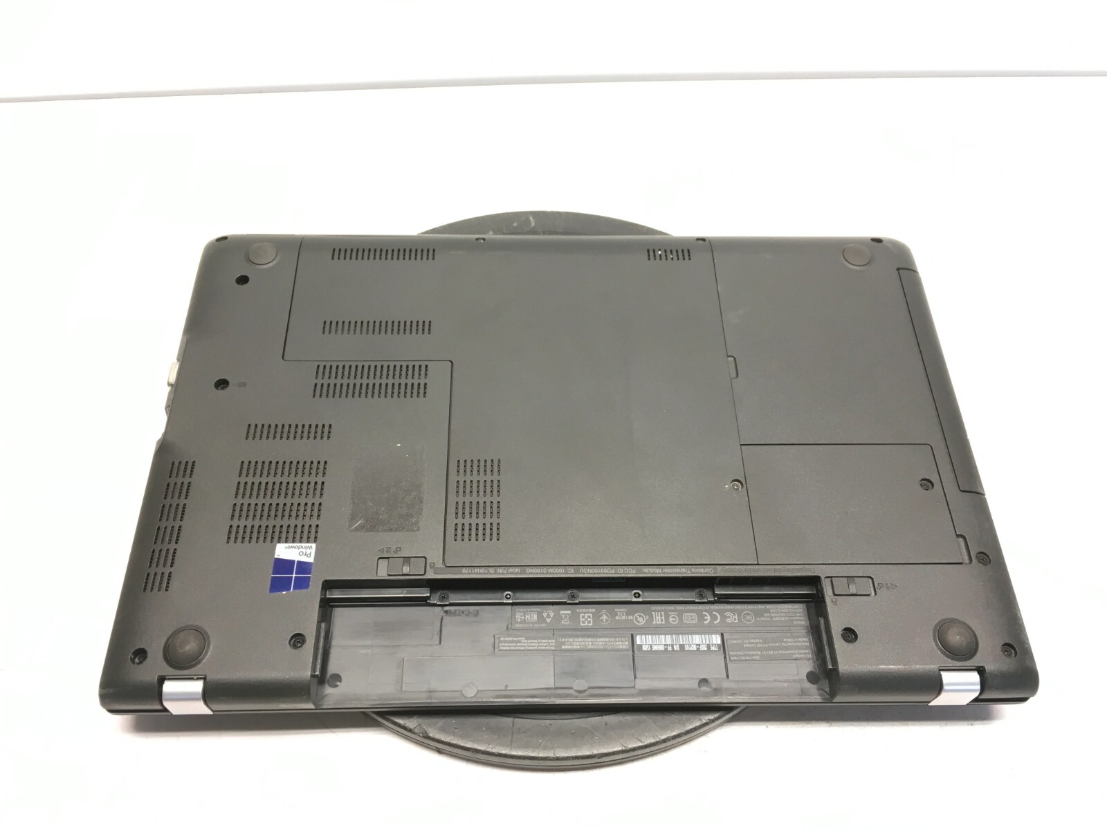 Lenovo Thinkpad E550 Intel i3-4005U 1.7GHz 4 GB NO HDD