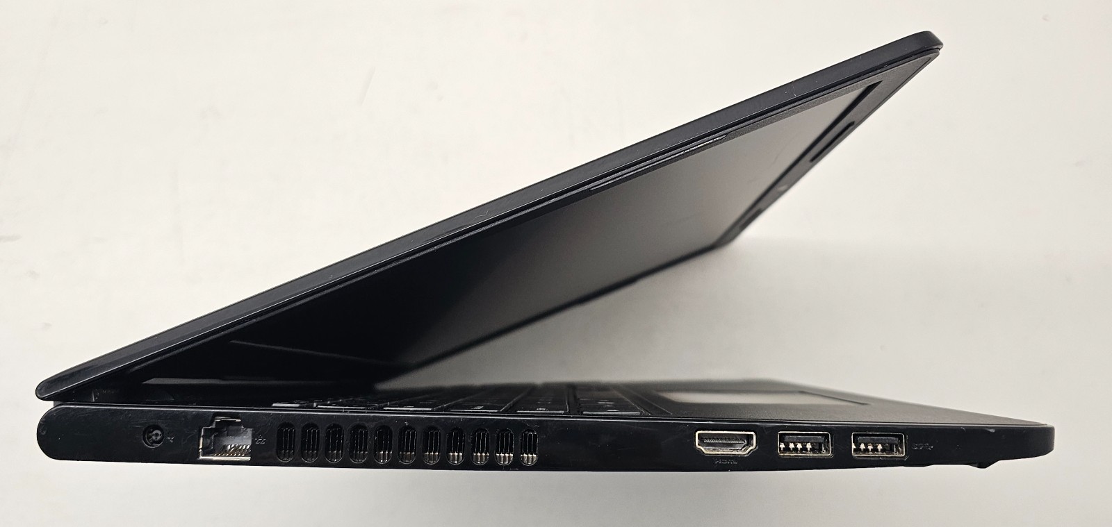 Dell Inspiron 15-3567 Laptop Intel Core i3-7130U 8GB RAM NO HD/OS/BATT (FL)