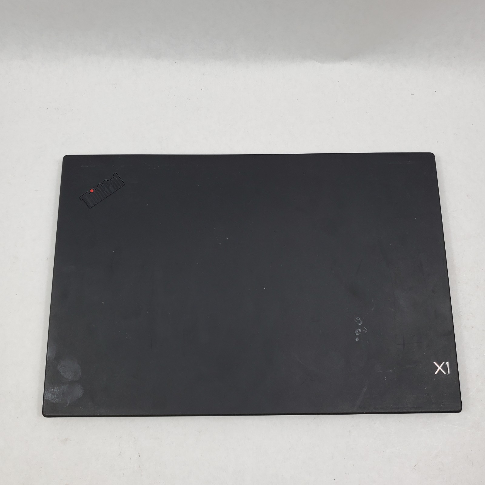 Lenovo ThinkPad X1 Carbon 6th GEN Core i7-8550U 1.8GHz 8GB RAM 256GB SSD NO OS