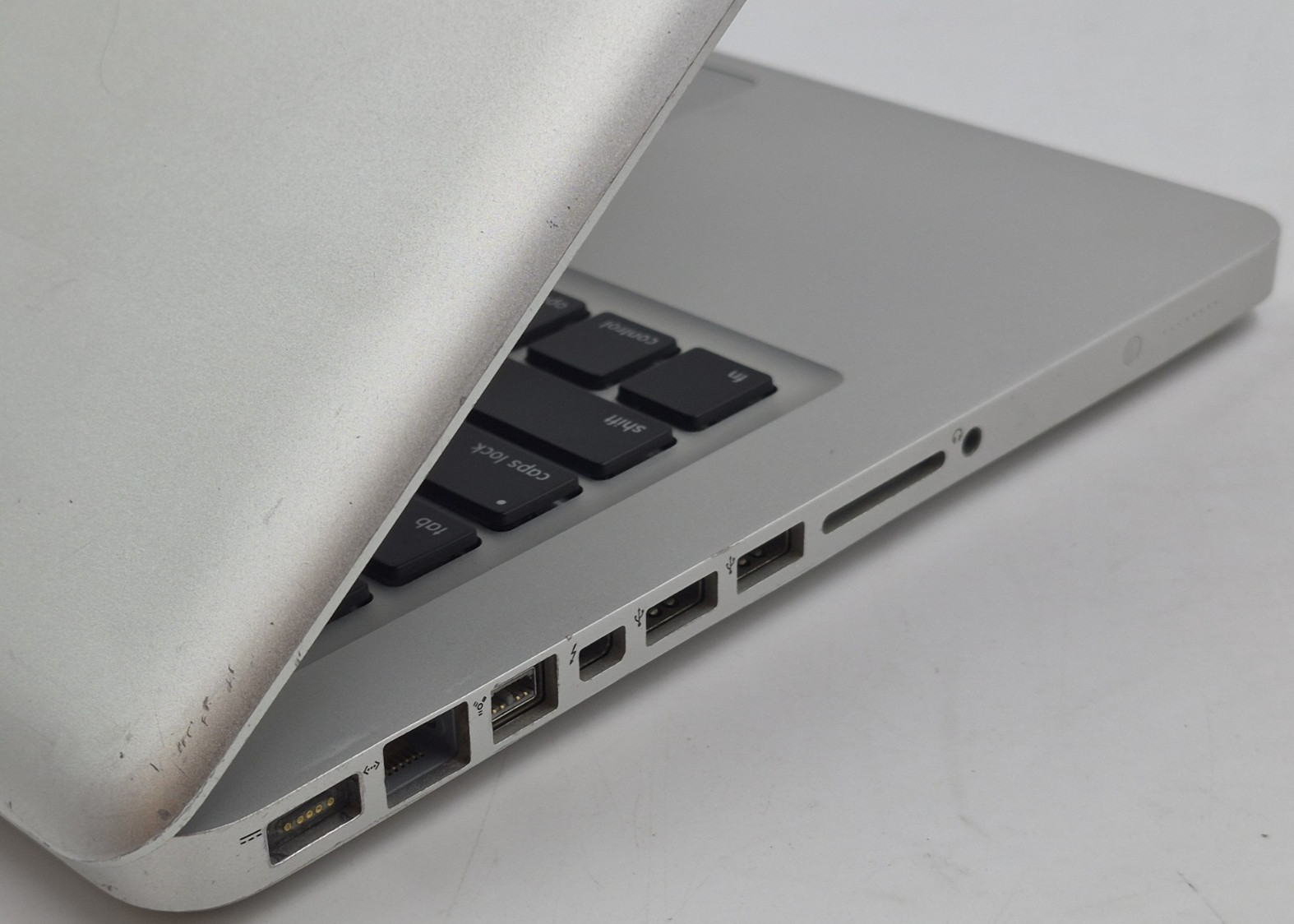 Apple MacBook Pro 13″ Mid 2012 i5-3210M 2.50GHz 4GB RAM 240GB SSD